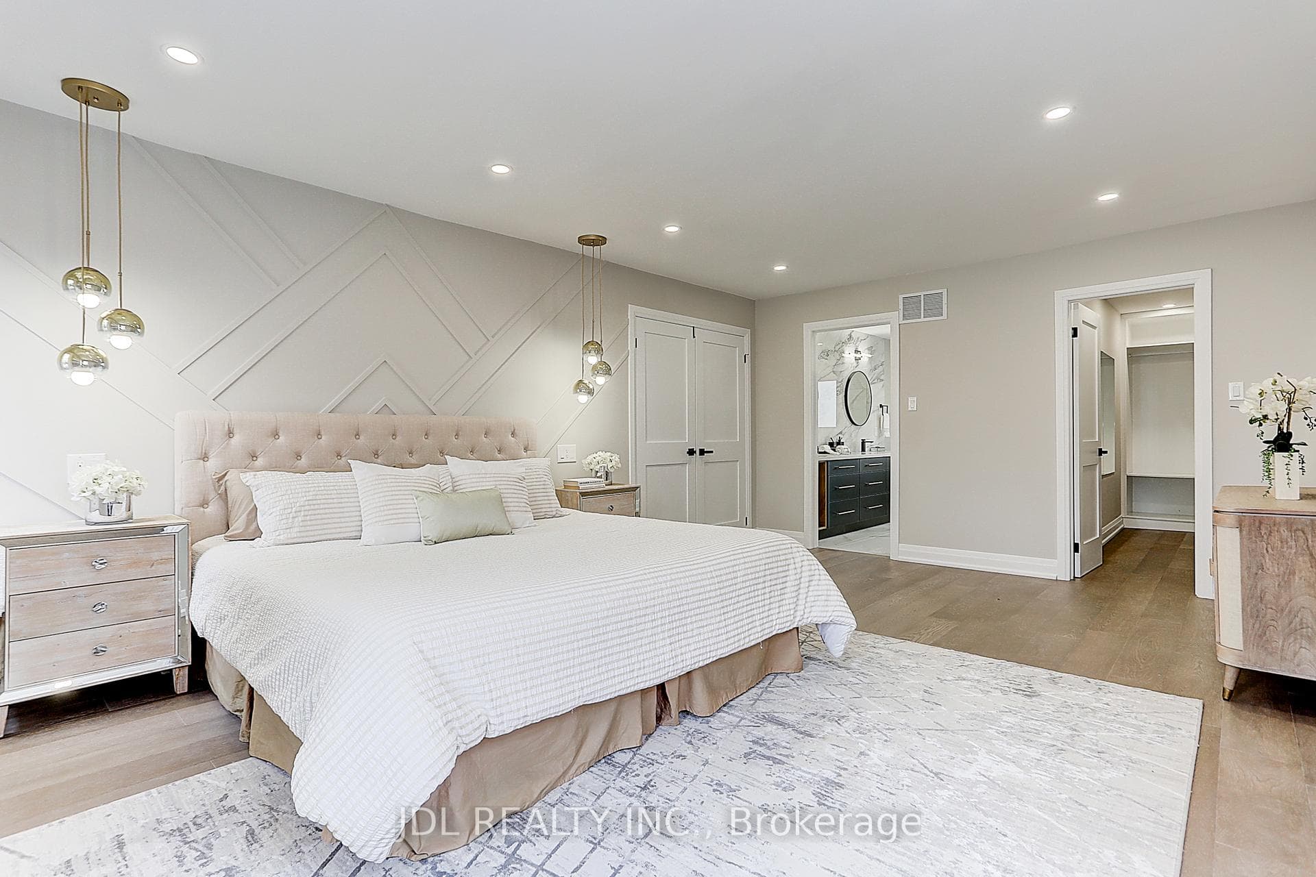 42 Melchior Crescent photo 28