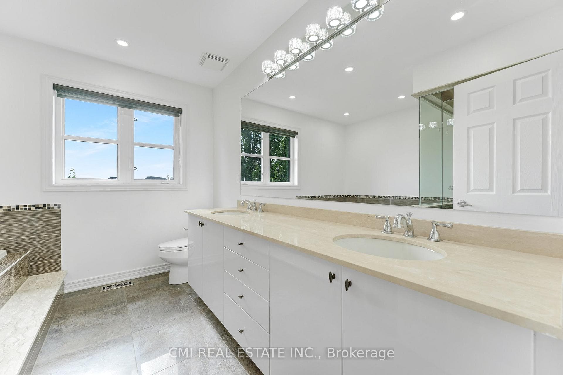 3136 Watercliffe Court photo 26