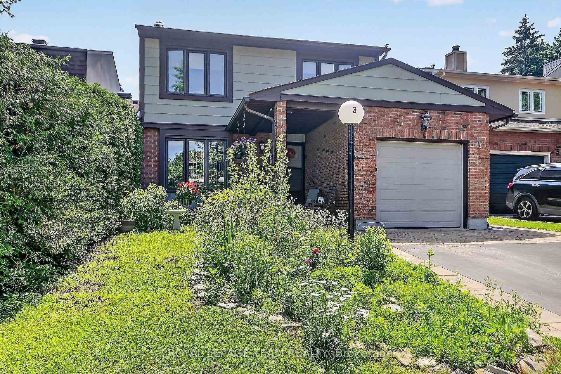 3 Haywood Crescent photo 1