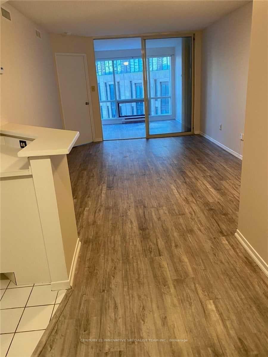 1001 Bay Street Unit 612 photo 15