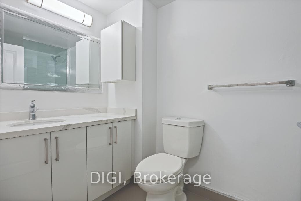 50 Prince Arthur Avenue Unit 701 photo 26