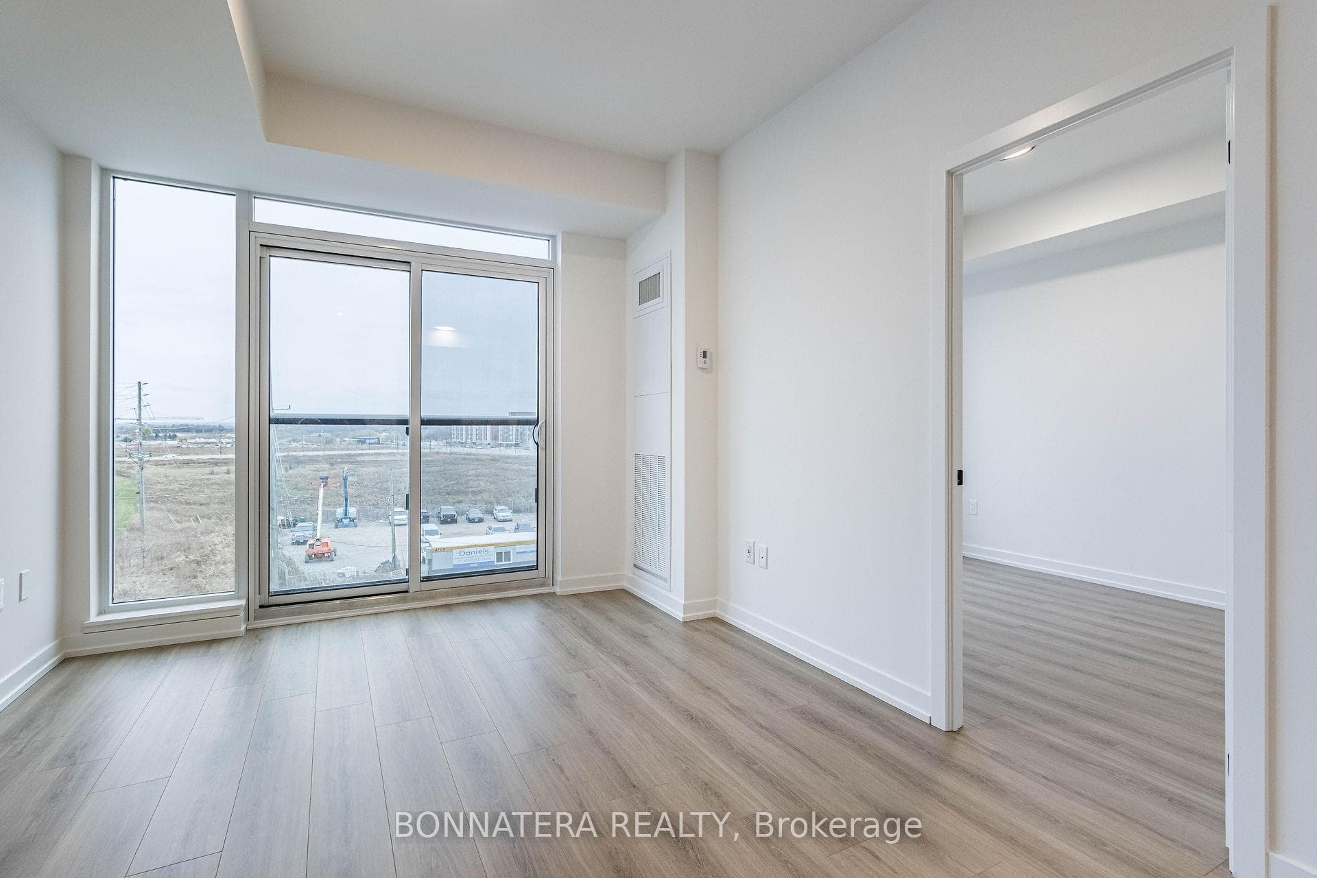 10 Lagerfeld Drive Unit 414 photo 22