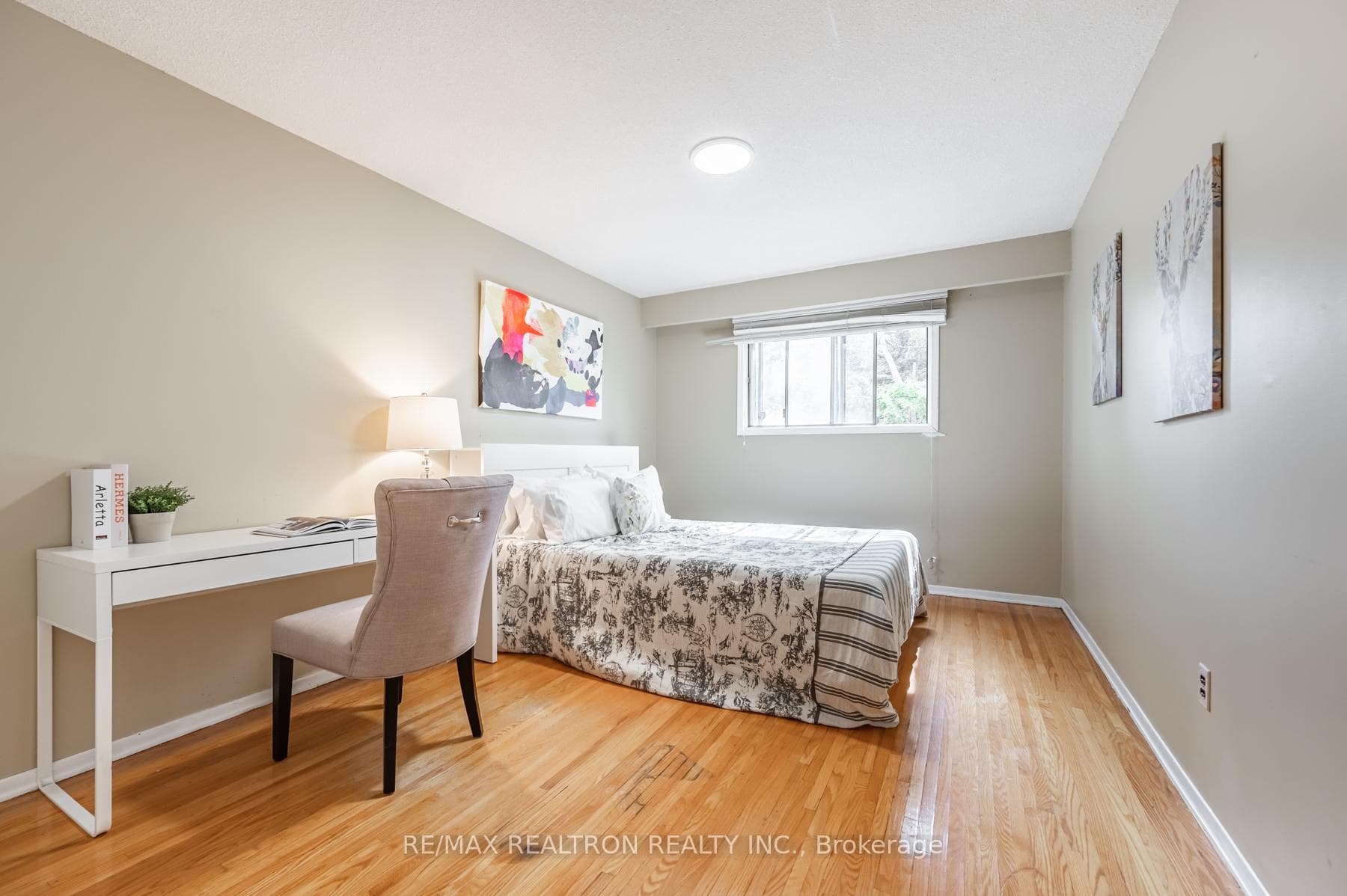 20 Greenspire Road photo 17