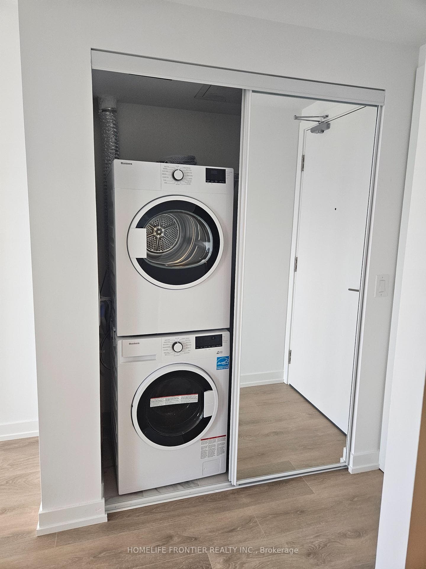 1100 Sheppard Avenue Unit 1128 photo 9