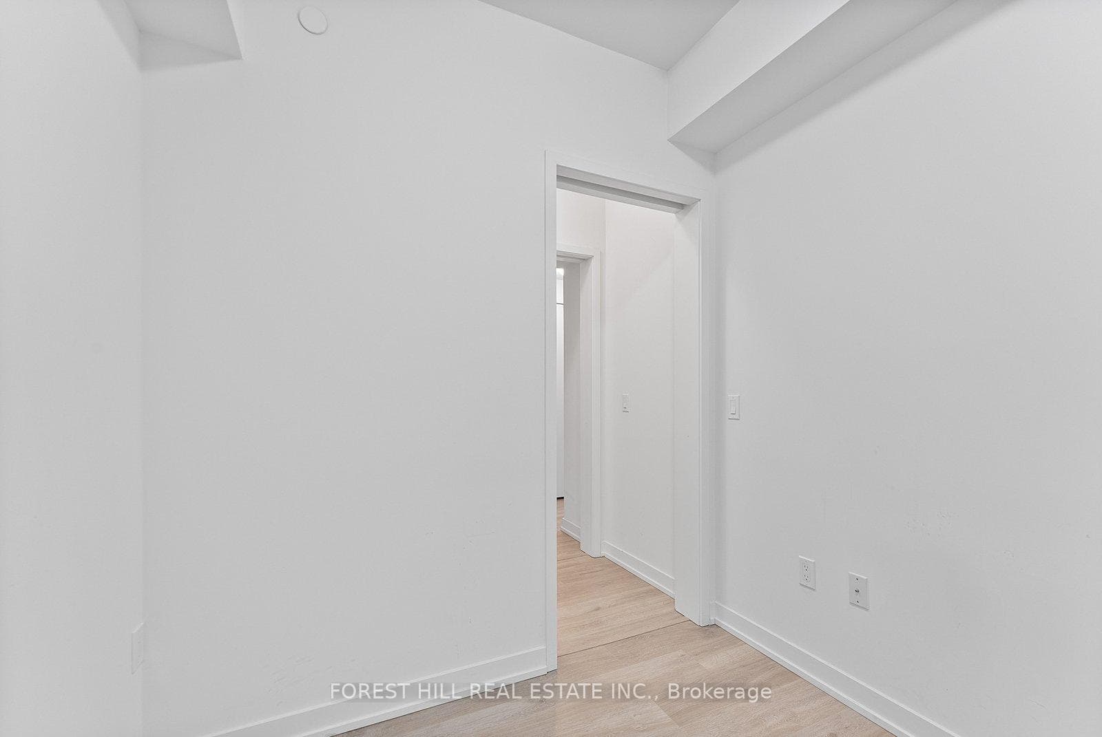 1 Yorkville Avenue Unit 3903 photo 24