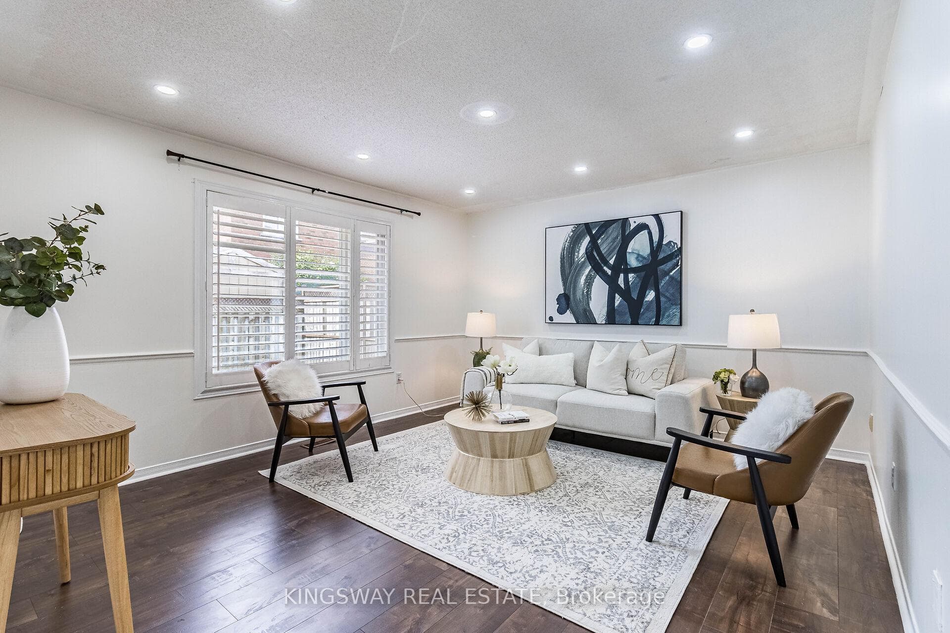 2050 Oak Bliss Crescent photo 15