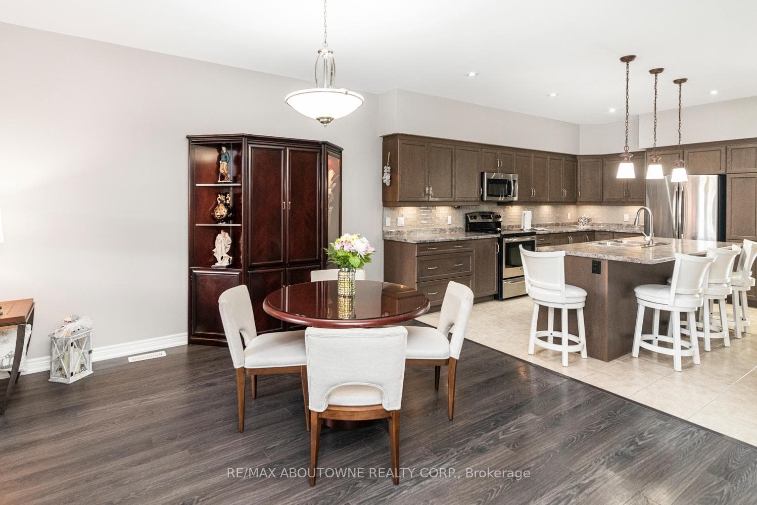 4 Brookside Terrace photo 7