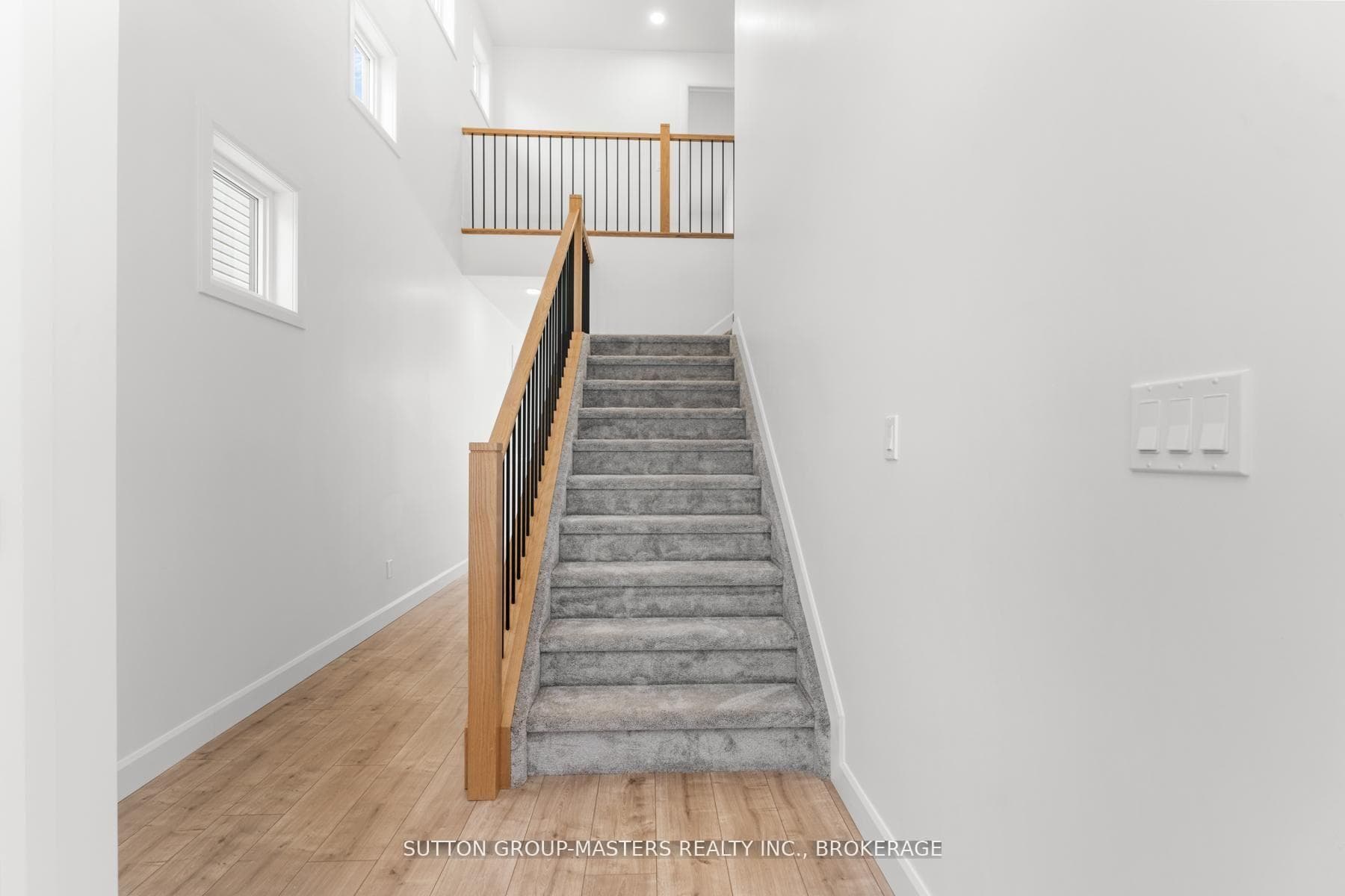 216 Superior Drive photo 18