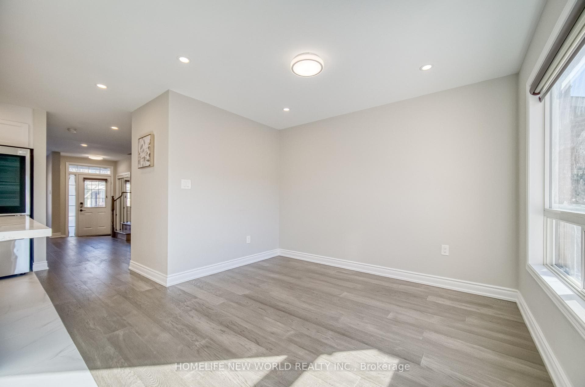 135 Selkirk Drive photo 13