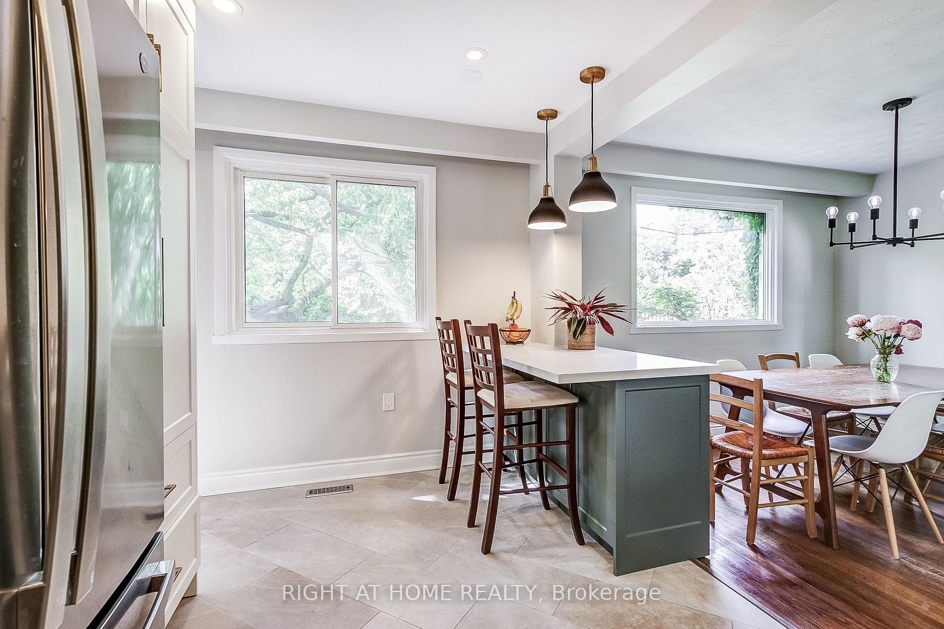 75 Ridge Drive photo 11