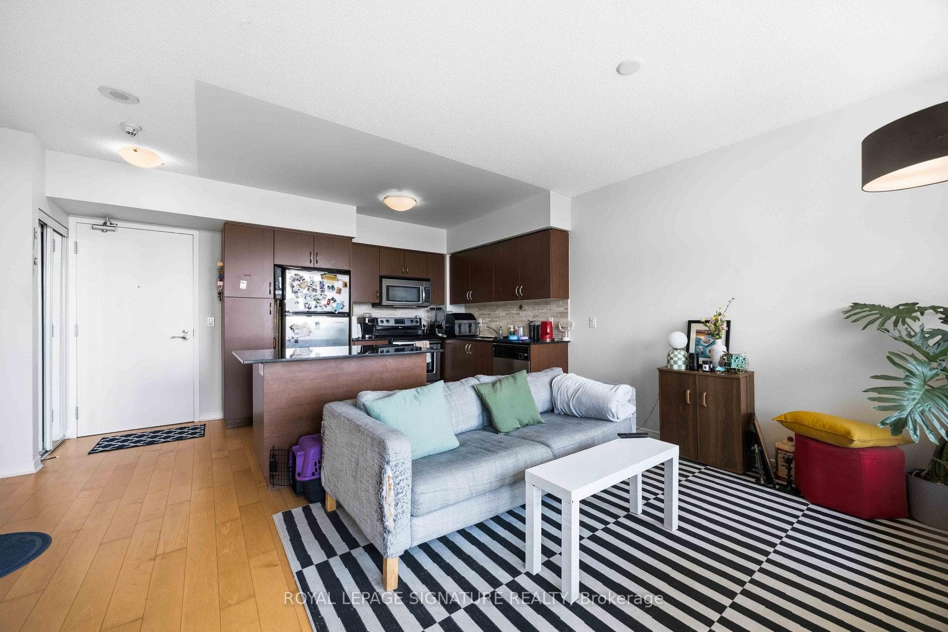 2240 Lake shore Boulevard Unit 603 photo 5