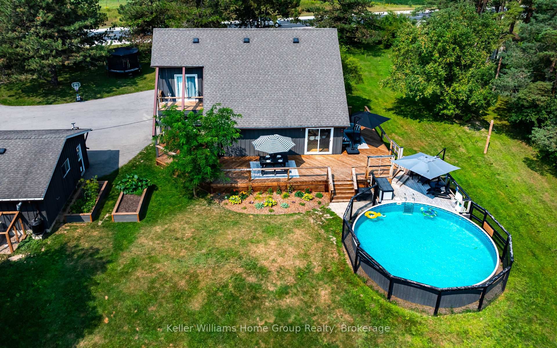 7021 Wellington Rd 109 Road photo 4