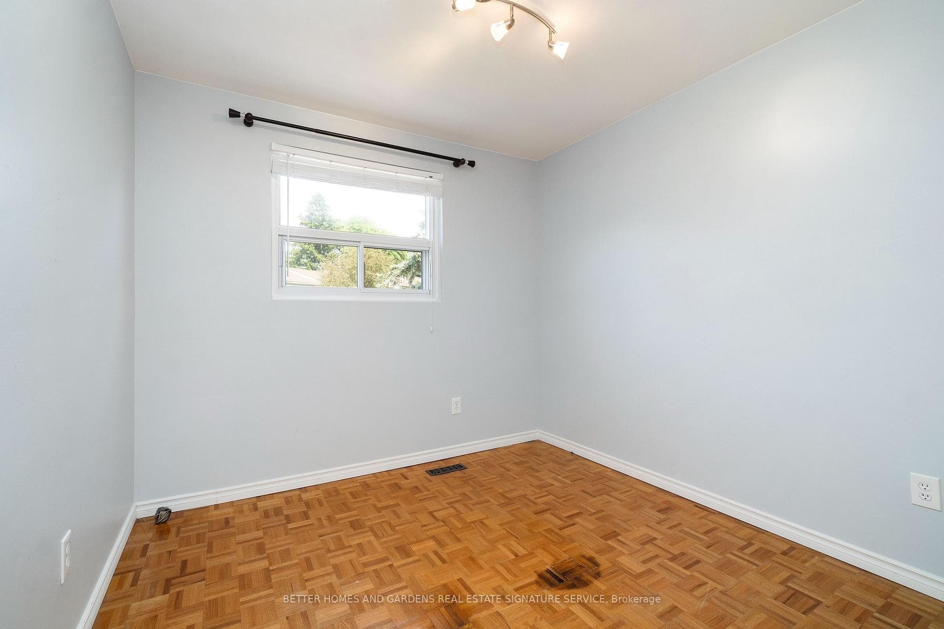 1055 Shawnmarr Road Unit 39 photo 22
