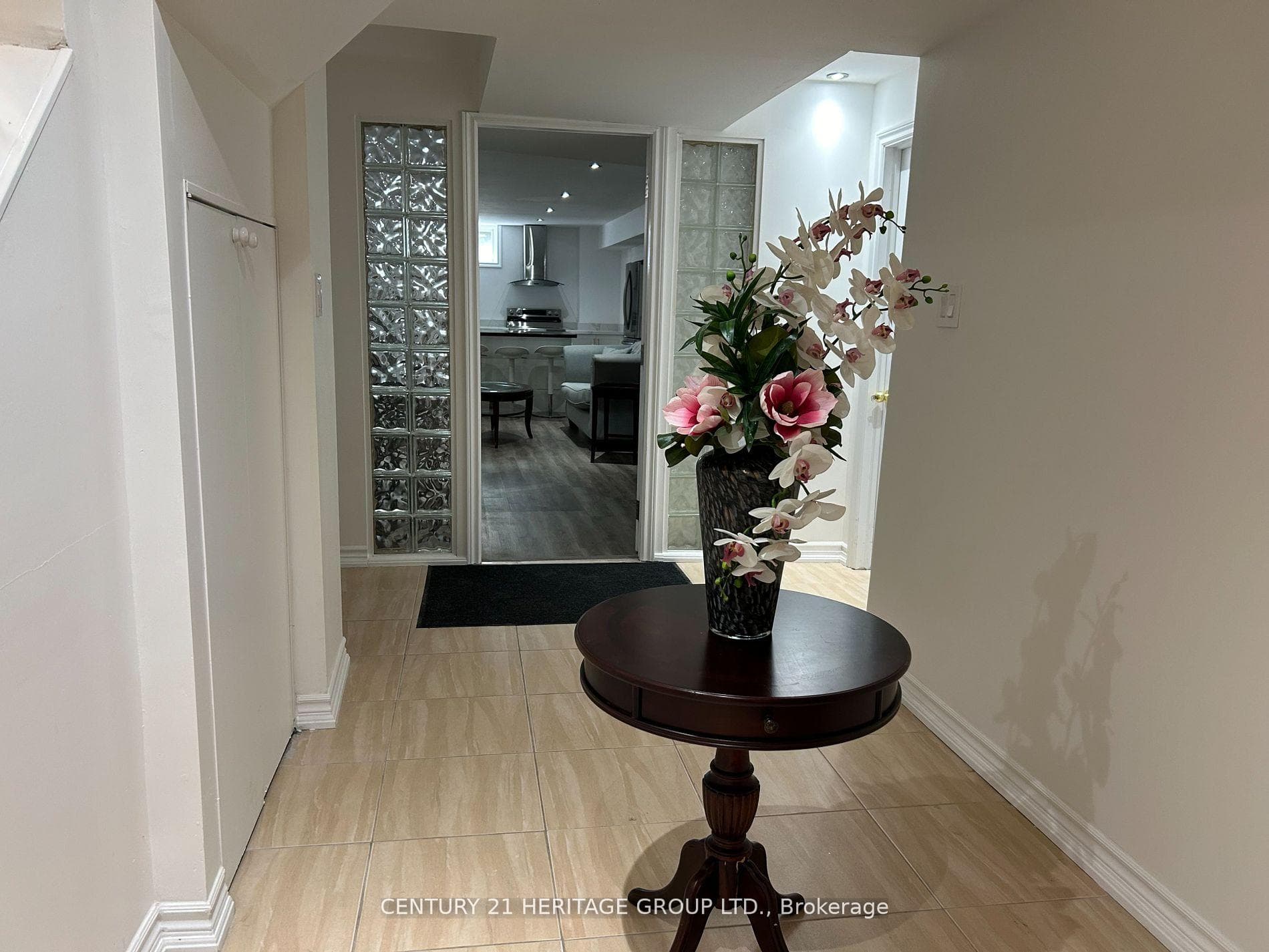 143 Queen Filomena Avenue Unit Bsmt photo 5