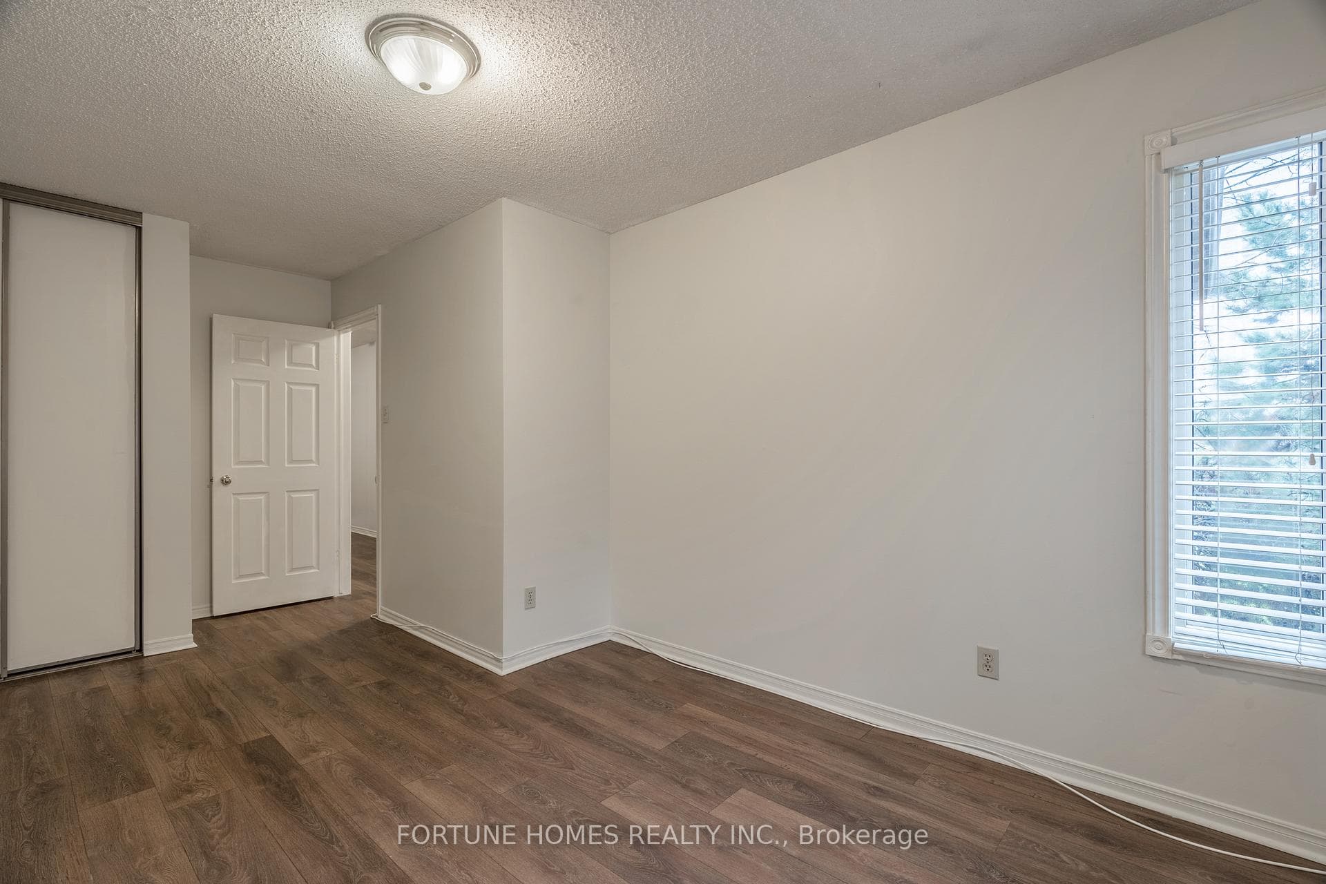 4635 Regents Terrace Unit 87 photo 20
