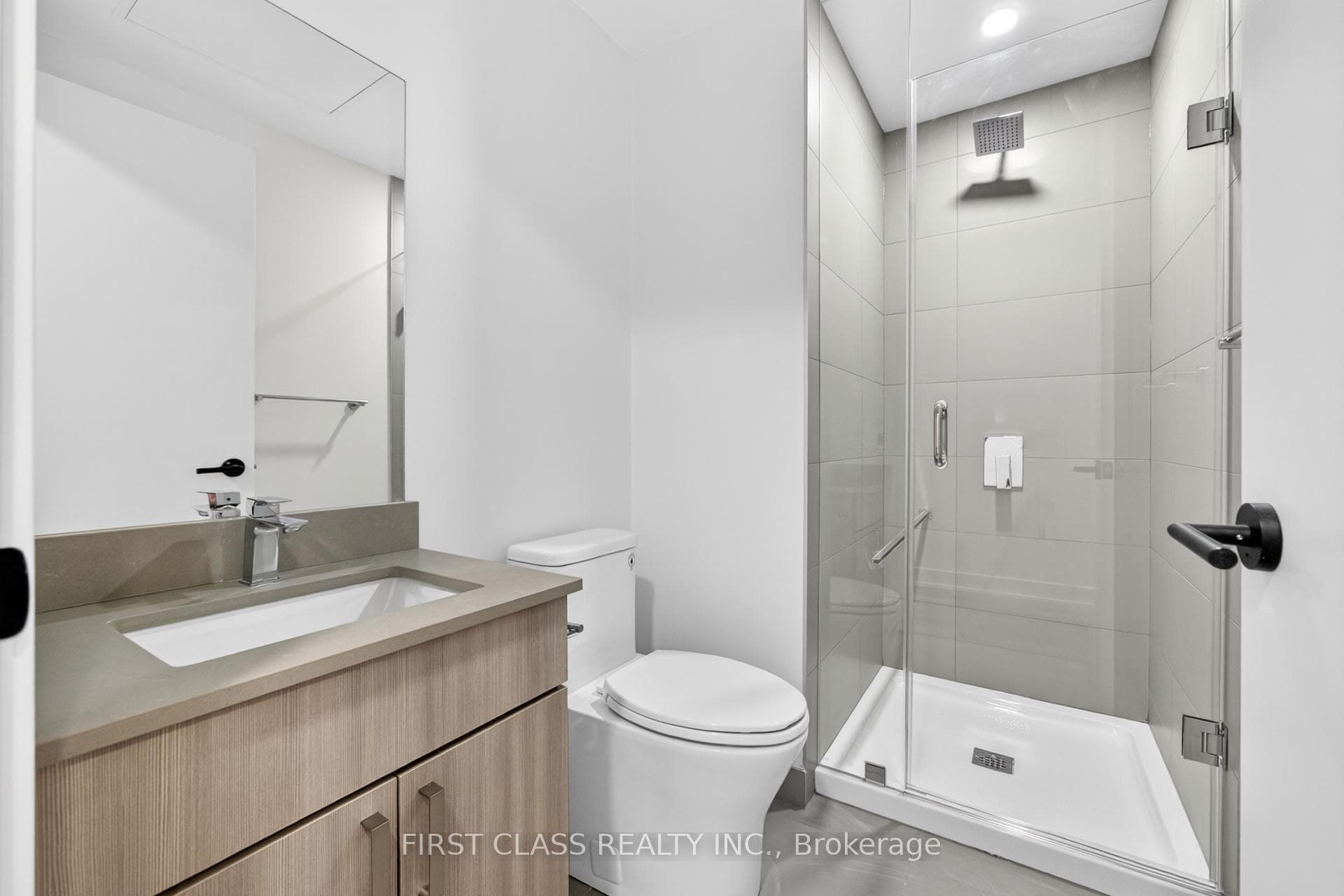 758 Dovercourt Road Unit 512 photo 20