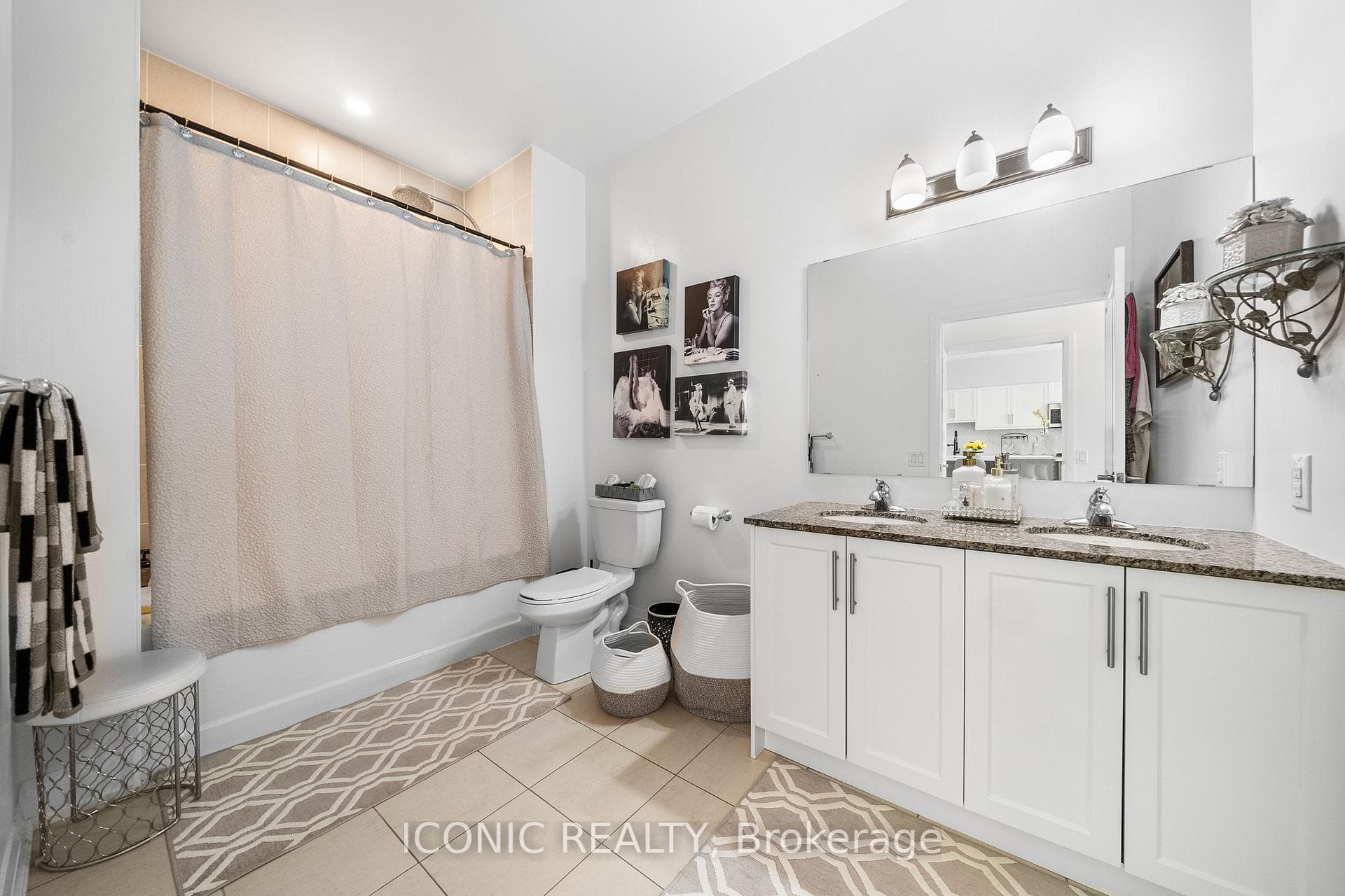 64 Queen Street Unit 606 photo 14