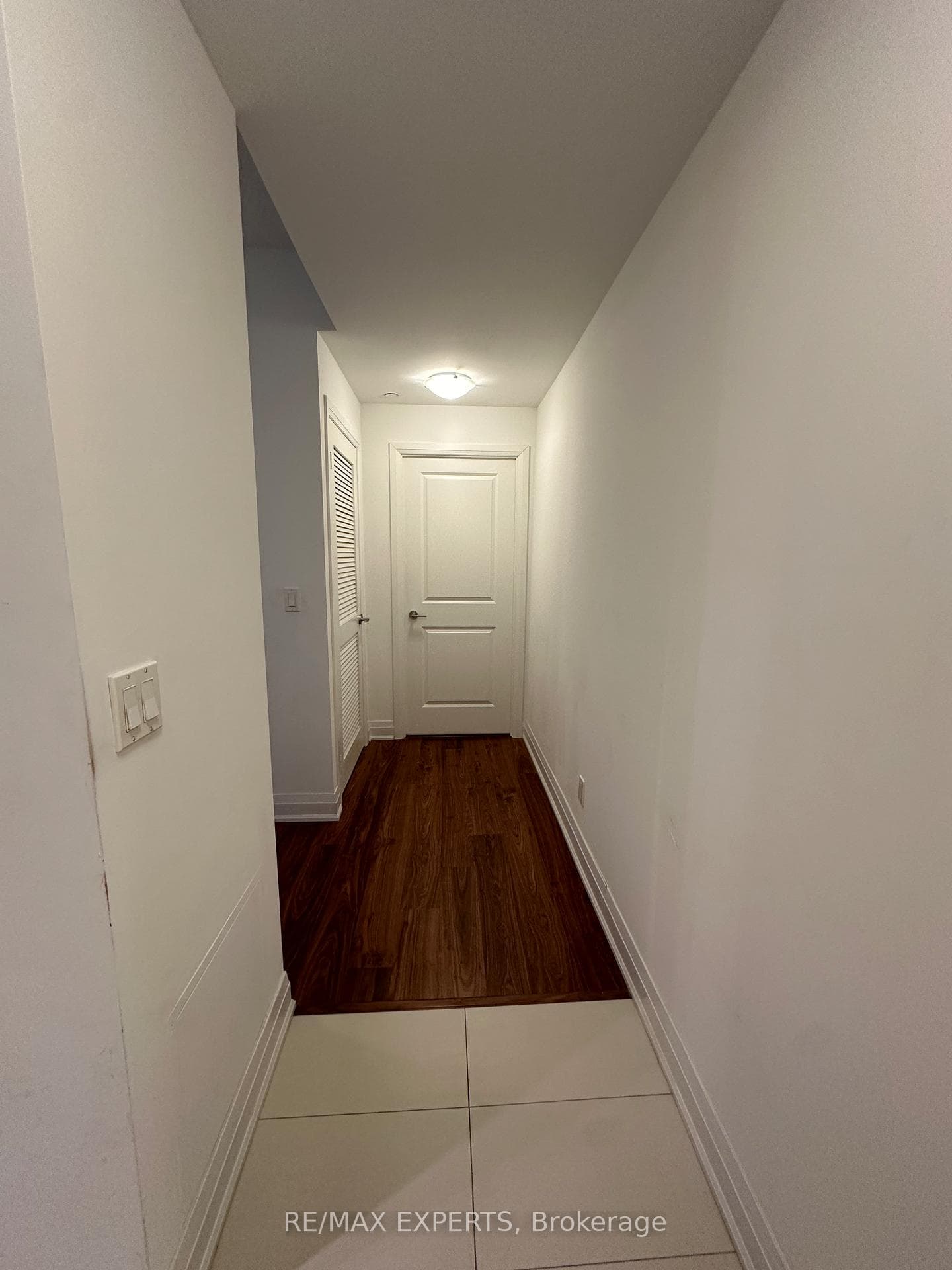 65 Oneida Crescent Unit 303 photo 12