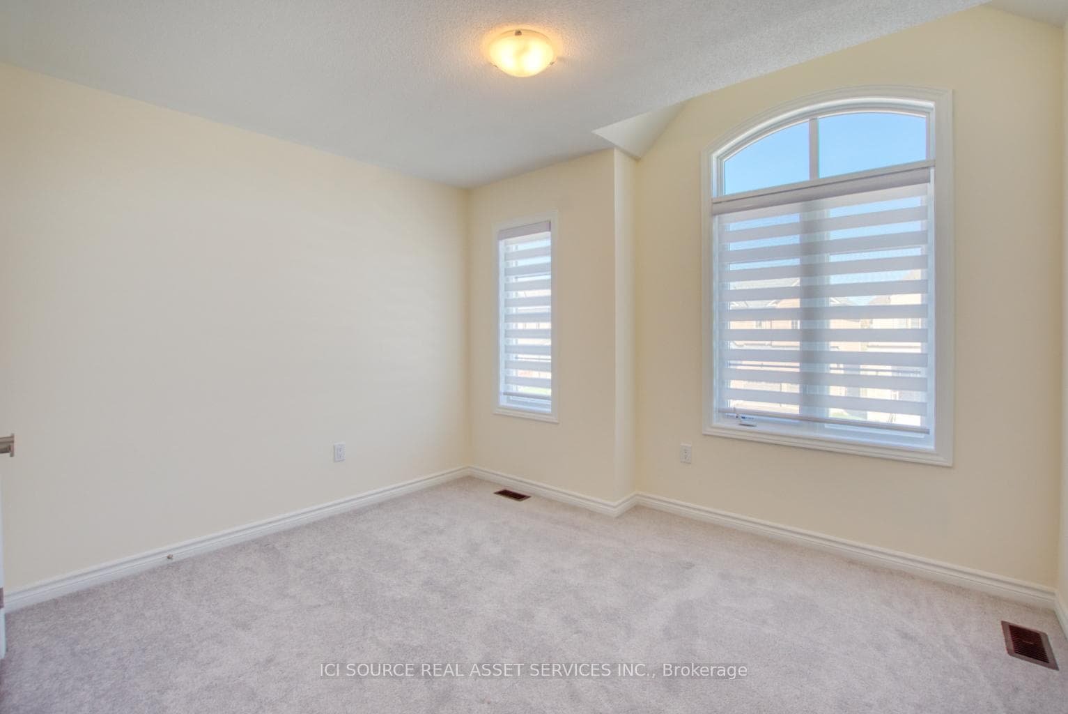 125 Connell Drive photo 9