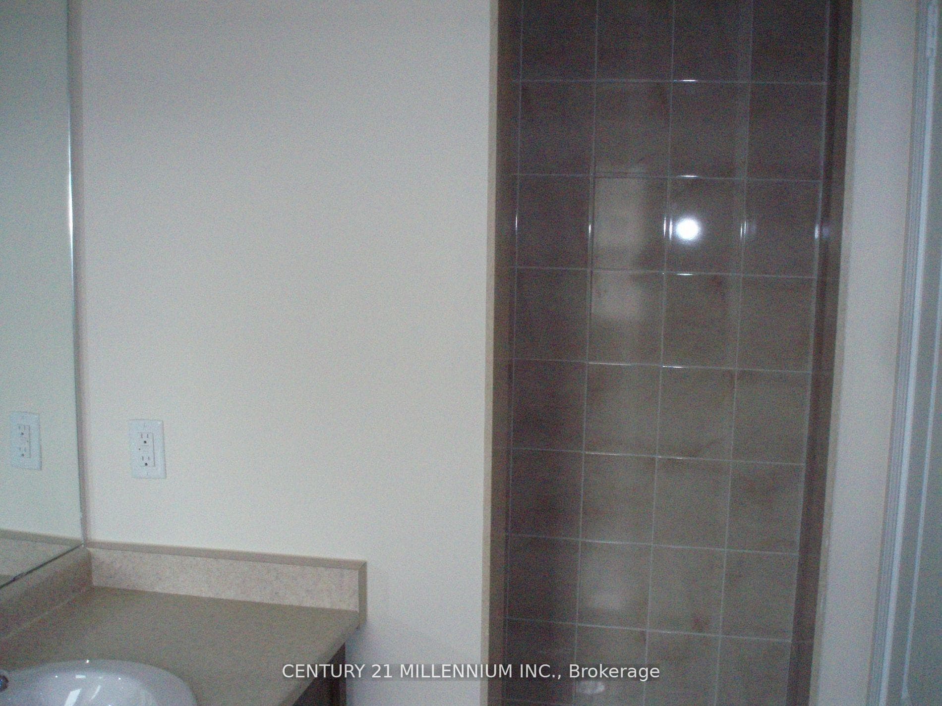 62 Magdalene Crescent photo 8