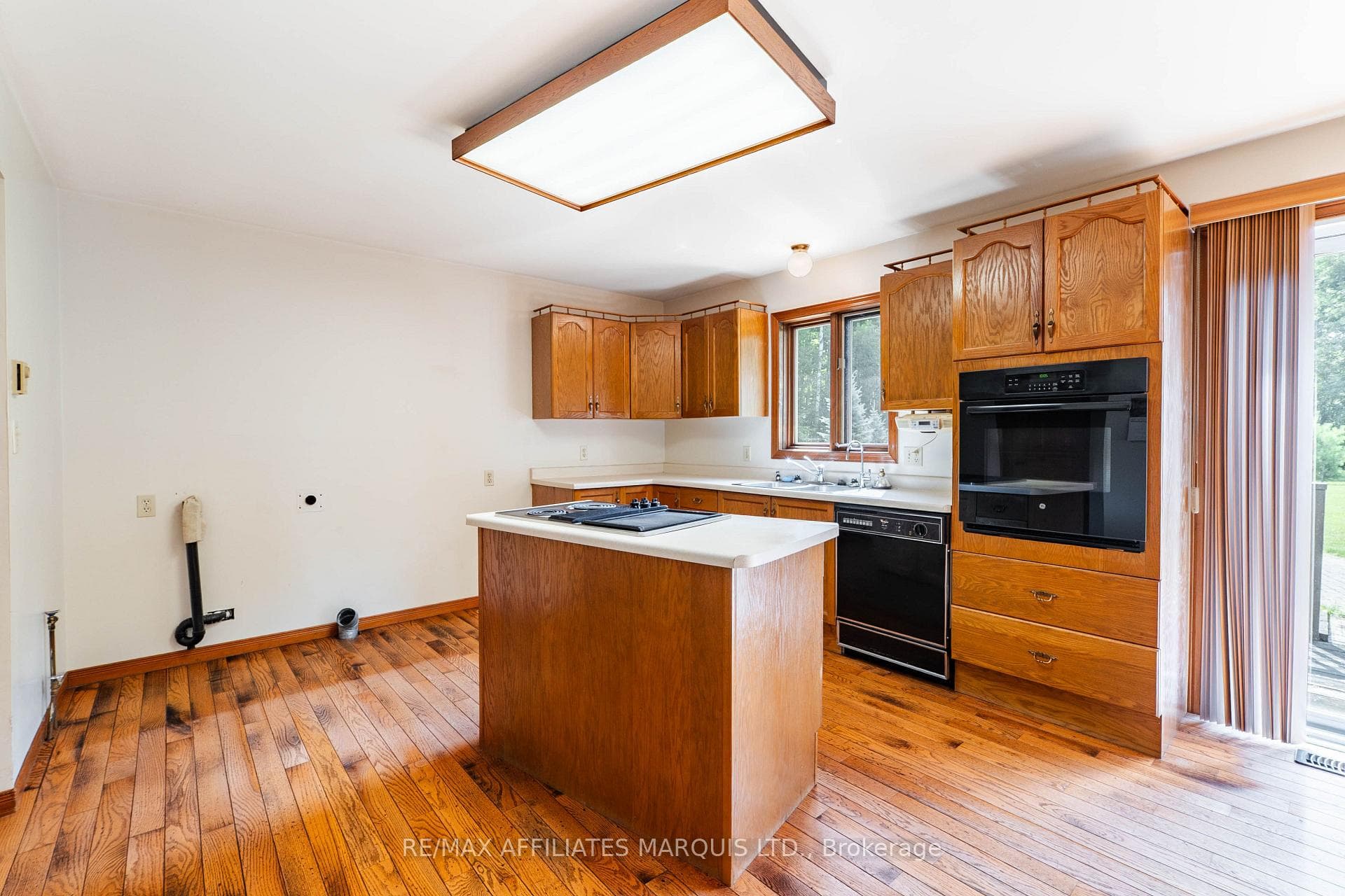 19458 Caber Road photo 15