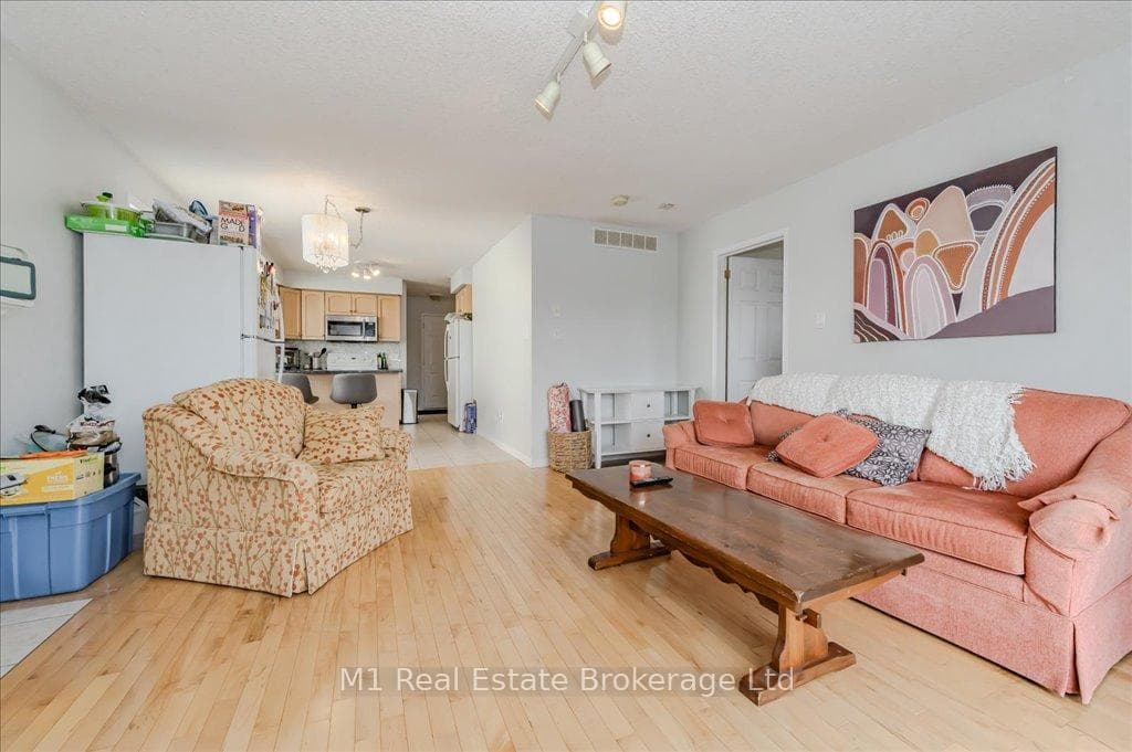 19 Gibbs Crescent photo 16