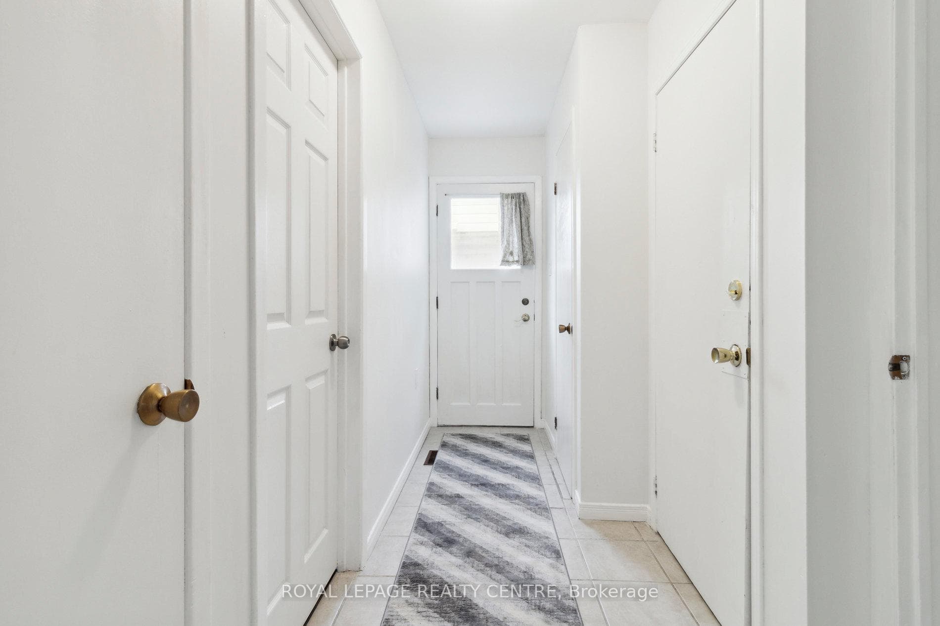 1824 Bonnymede Drive photo 13