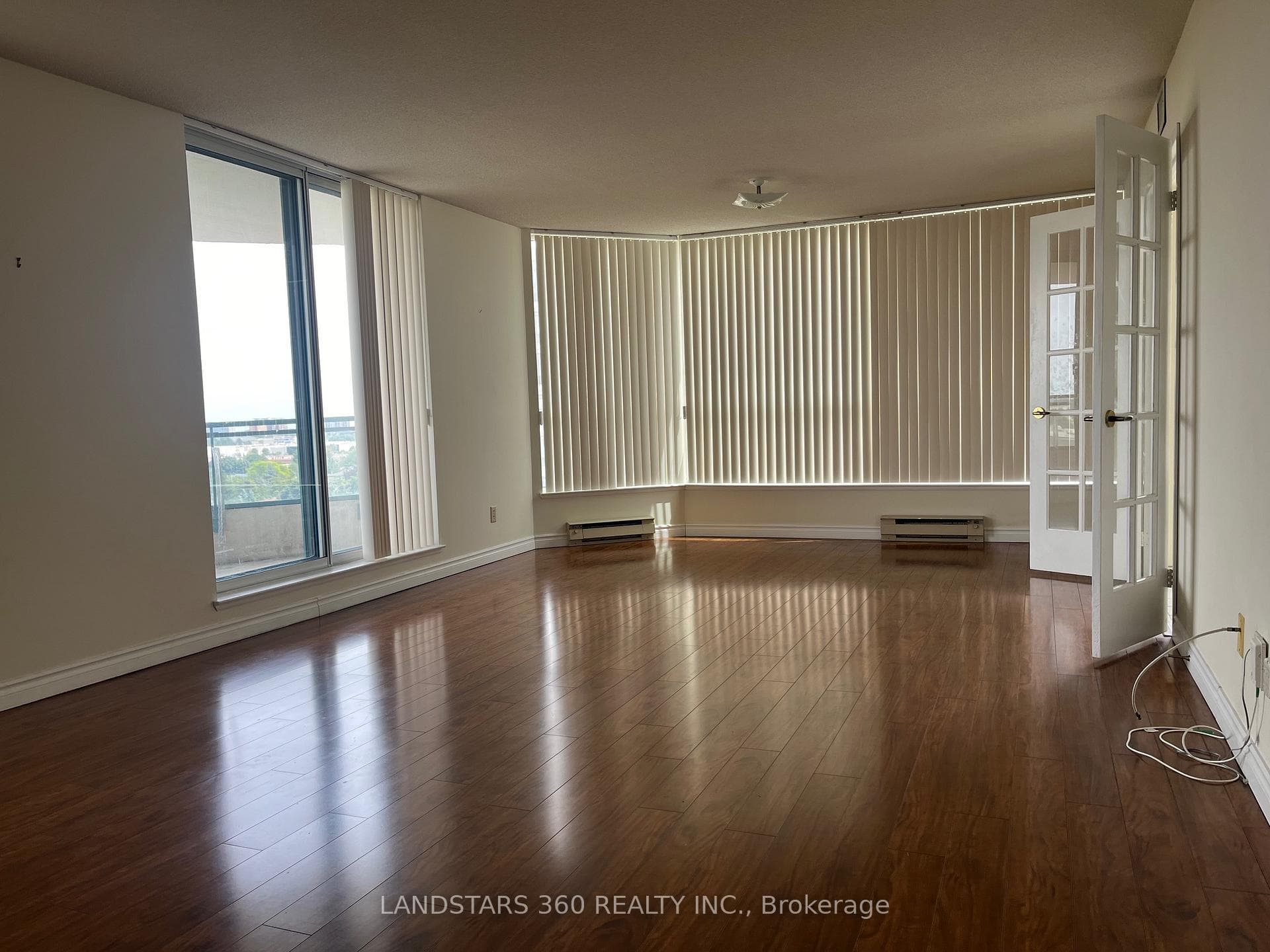 4725 Sheppard Avenue Unit 1104 photo 5