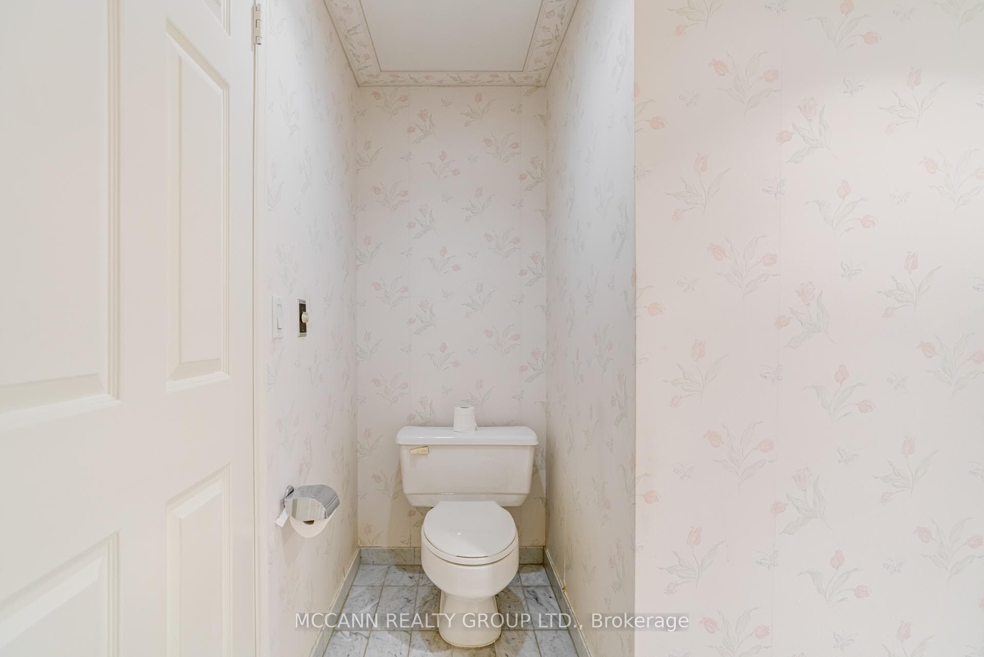 2900 Yonge Street Unit 901 photo 32