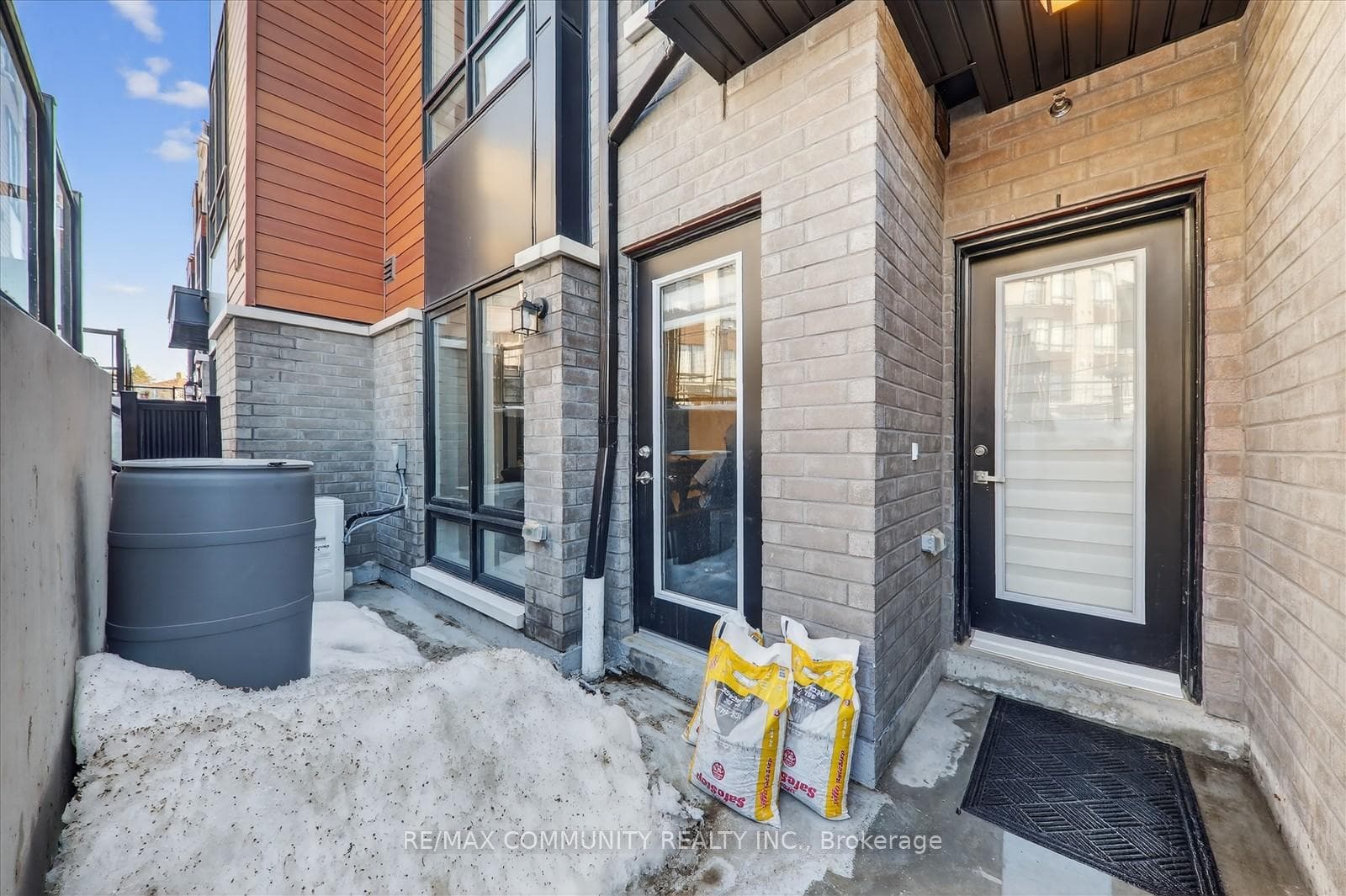 145 Tapscott Road Unit 21 photo 5