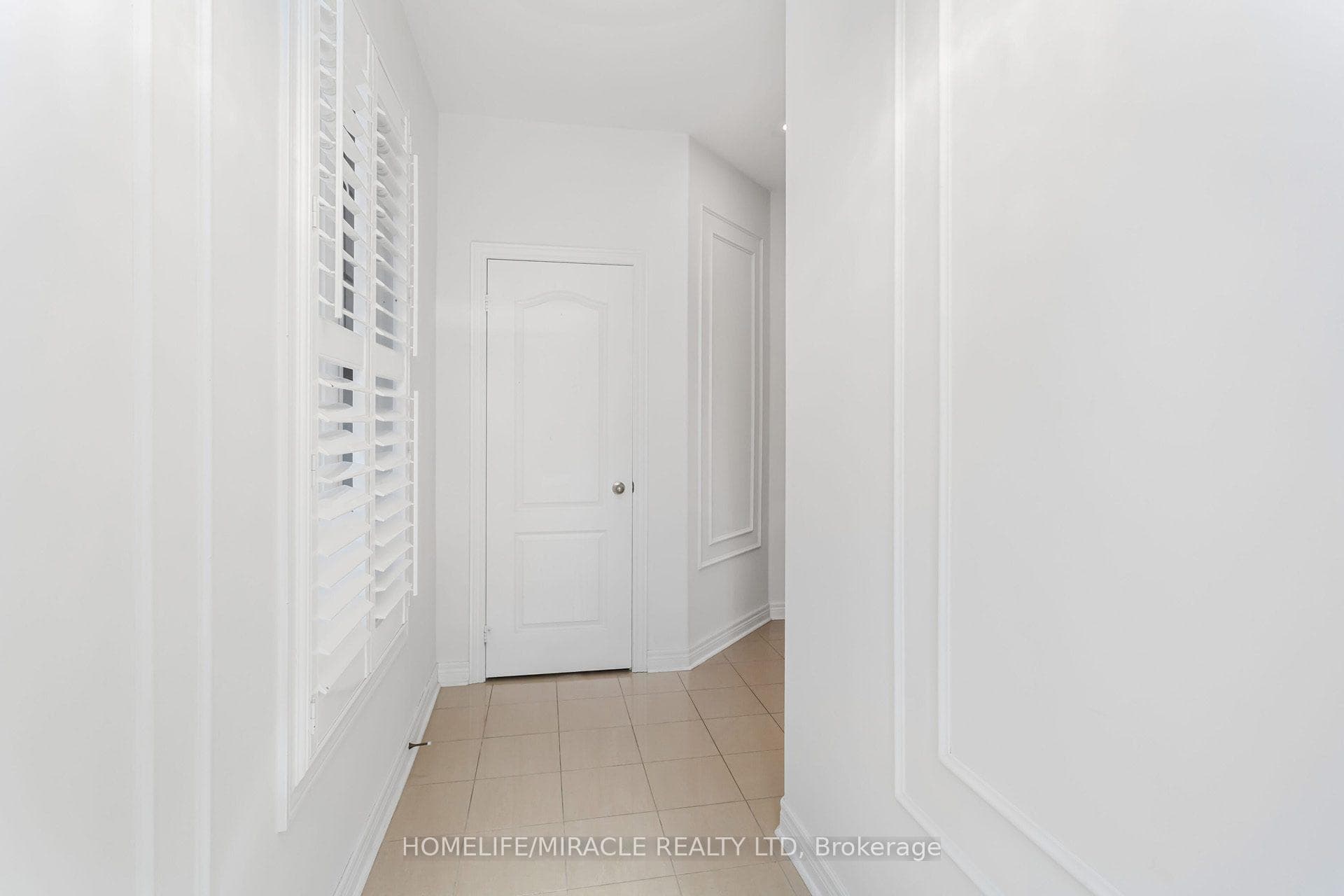 452 Nairn Circle photo 6