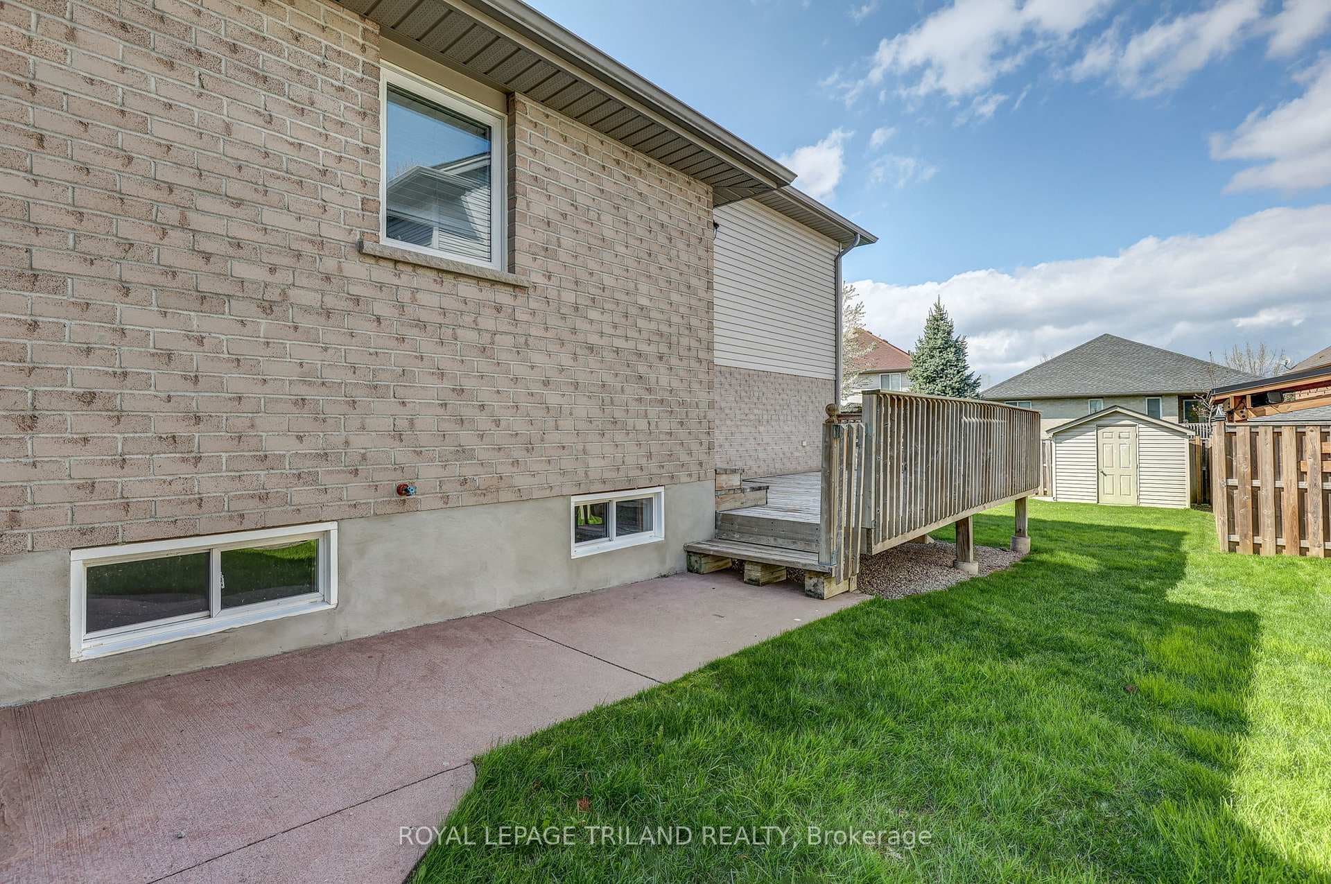 19 ORIOLE LANE, ST. THOMAS - BACKYARD
