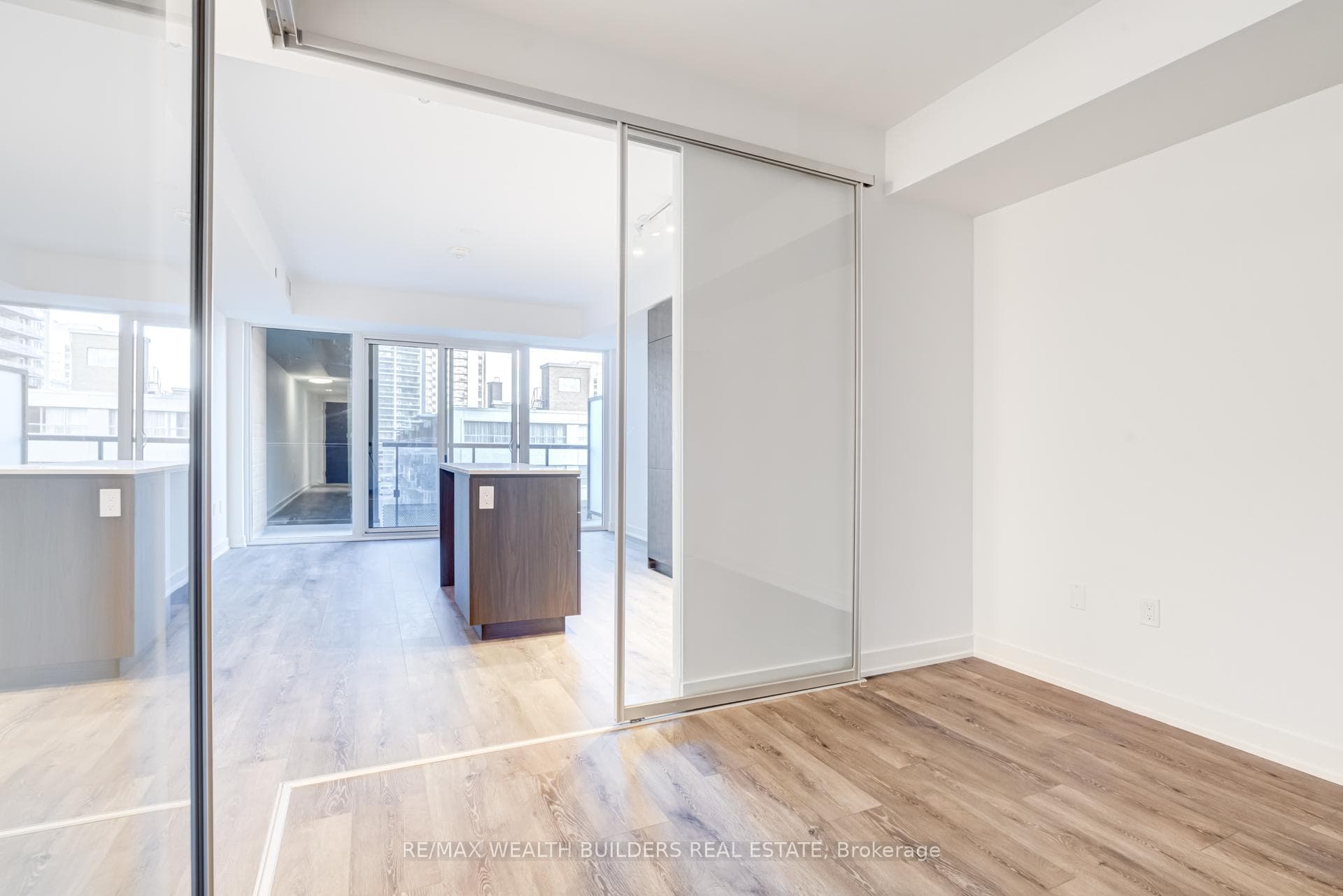 117 Broadway Avenue Unit 309 photo 10