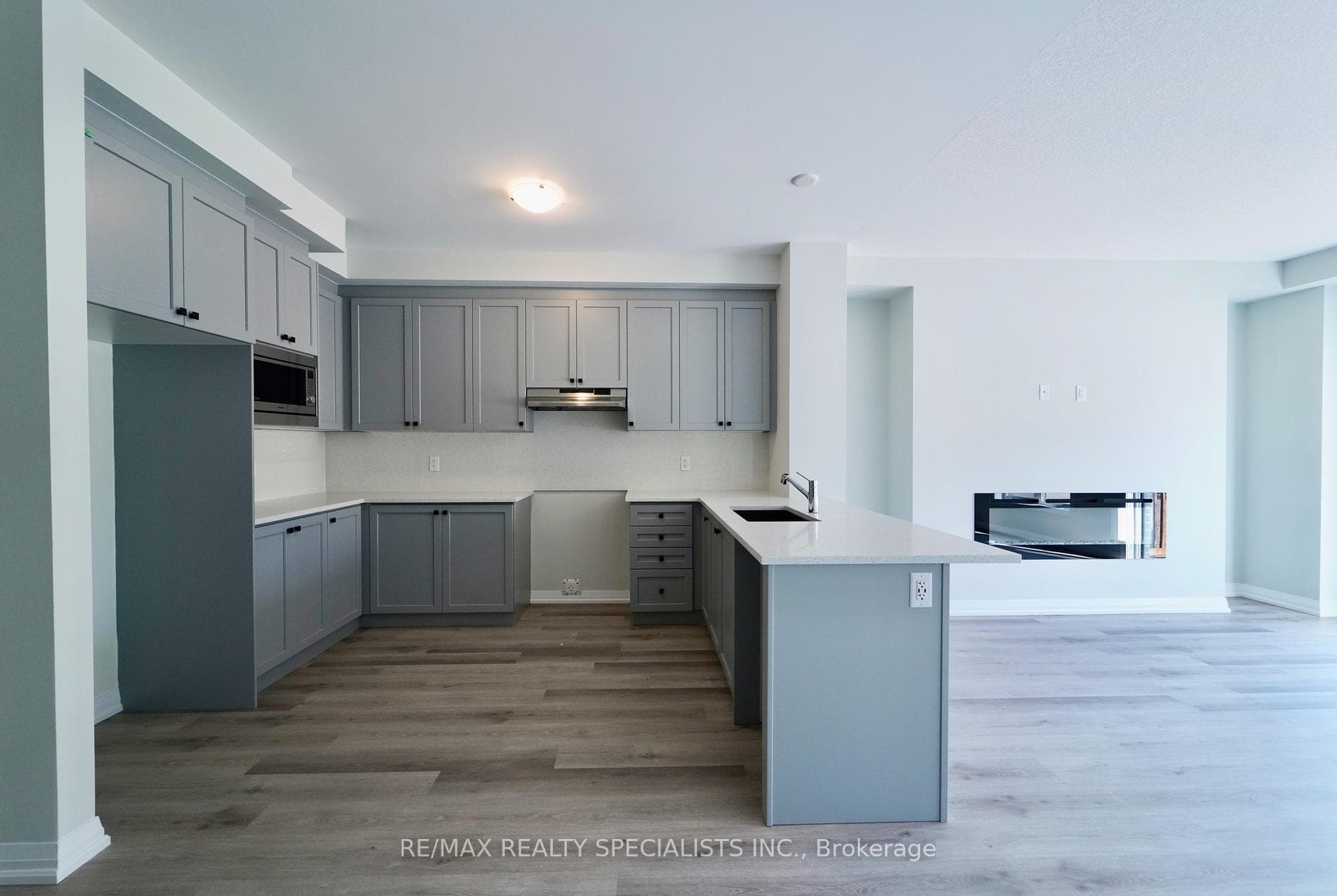 195 Lormont Boulevard photo 8