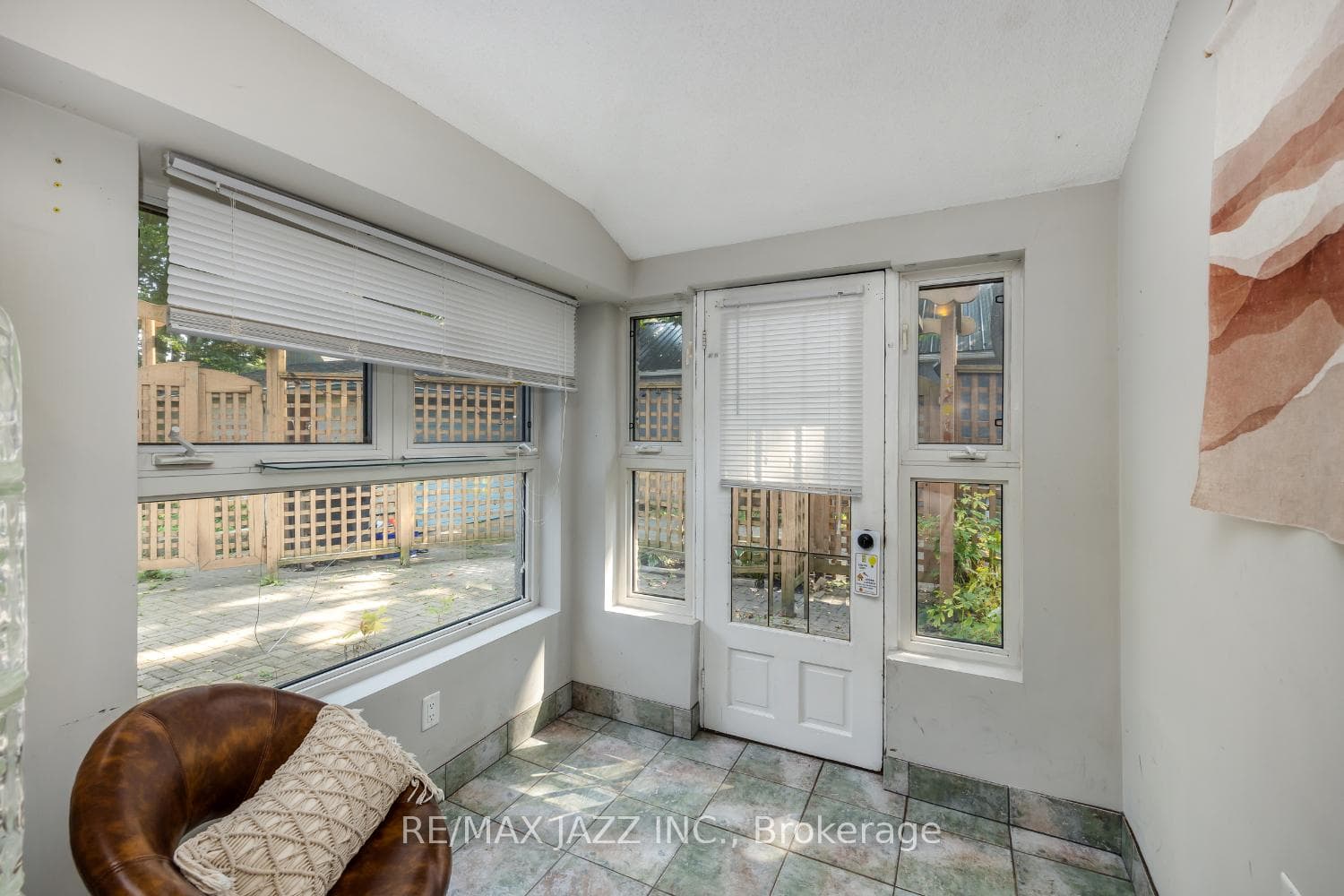 59 Harmony Road photo 19