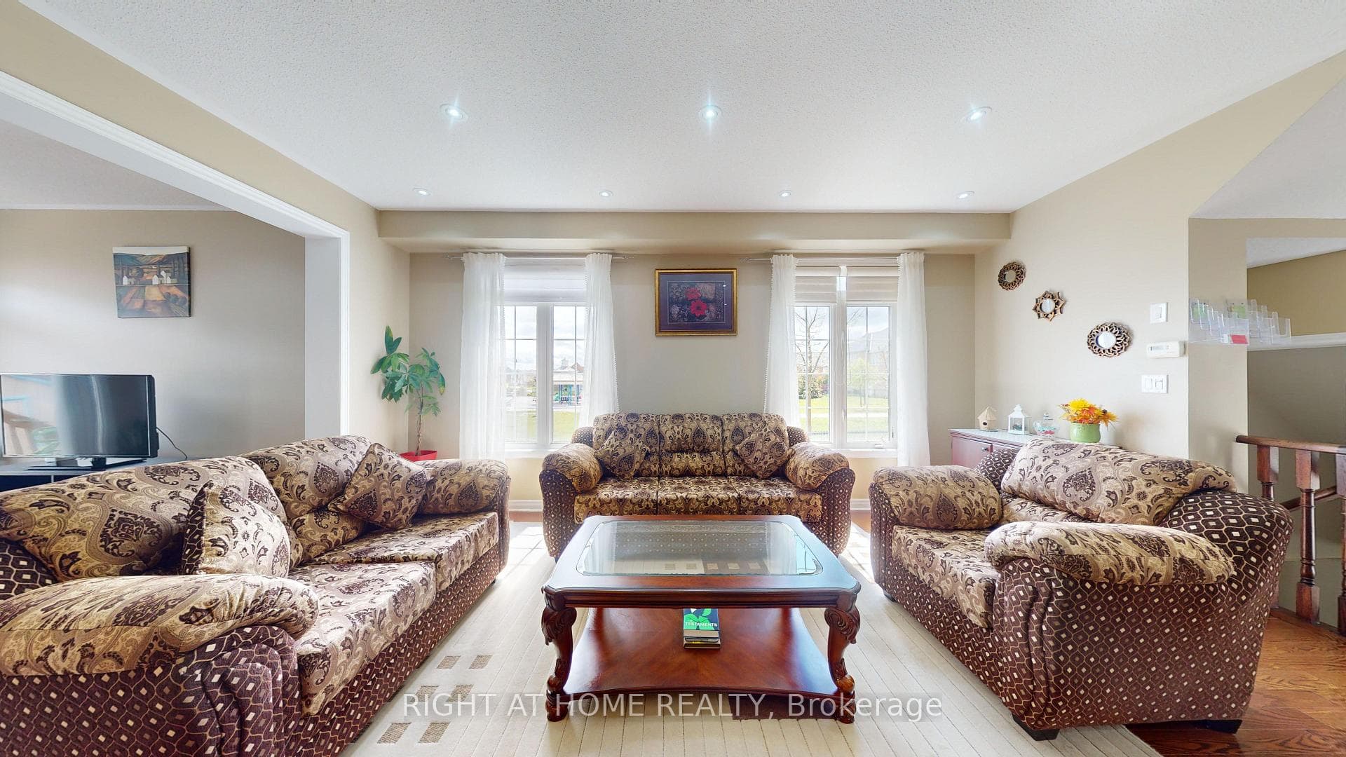 88 Lorenzo Circle photo 8