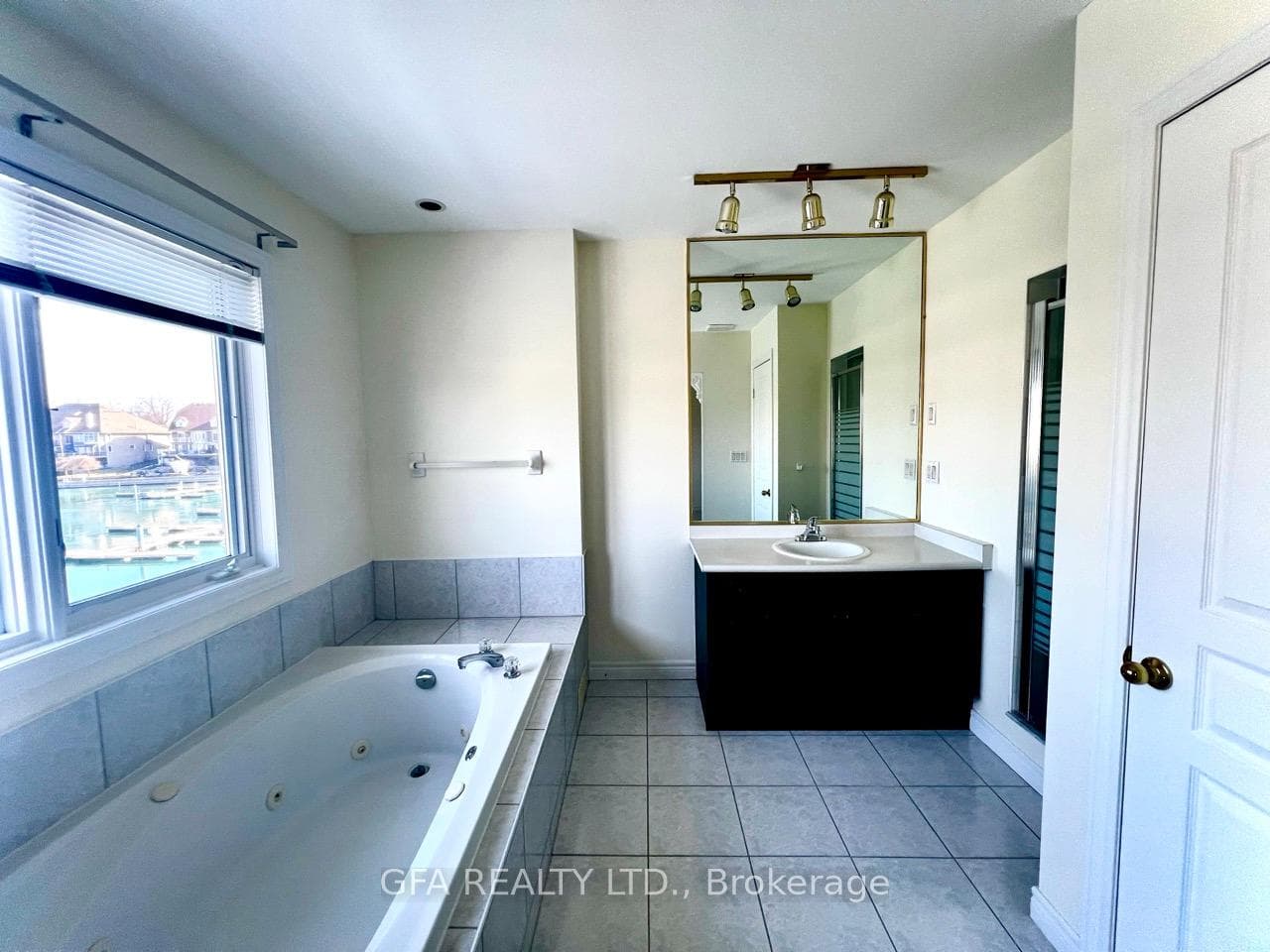 145 Edgewater Drive Unit 15 photo 9