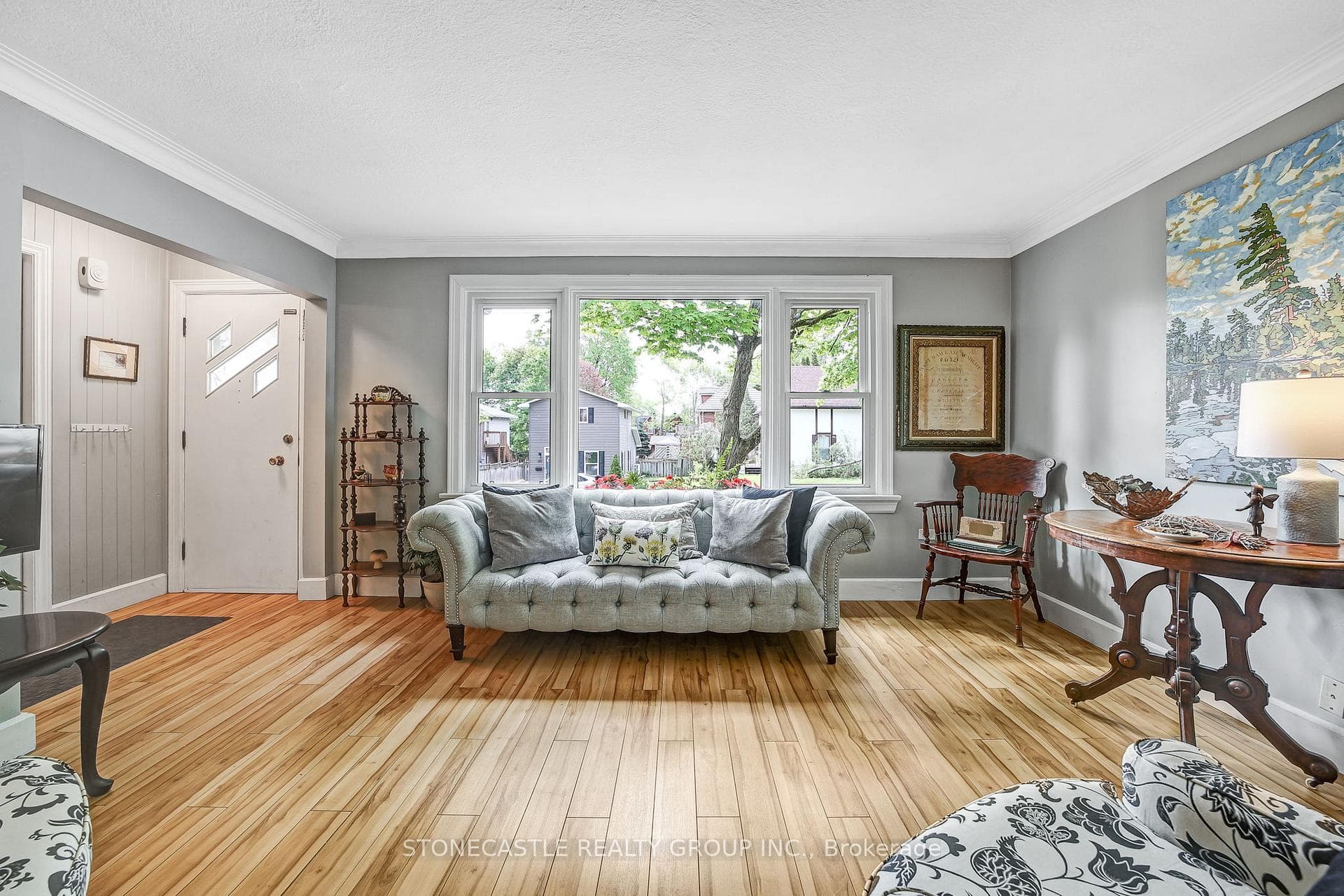 126 Brant Street photo 8