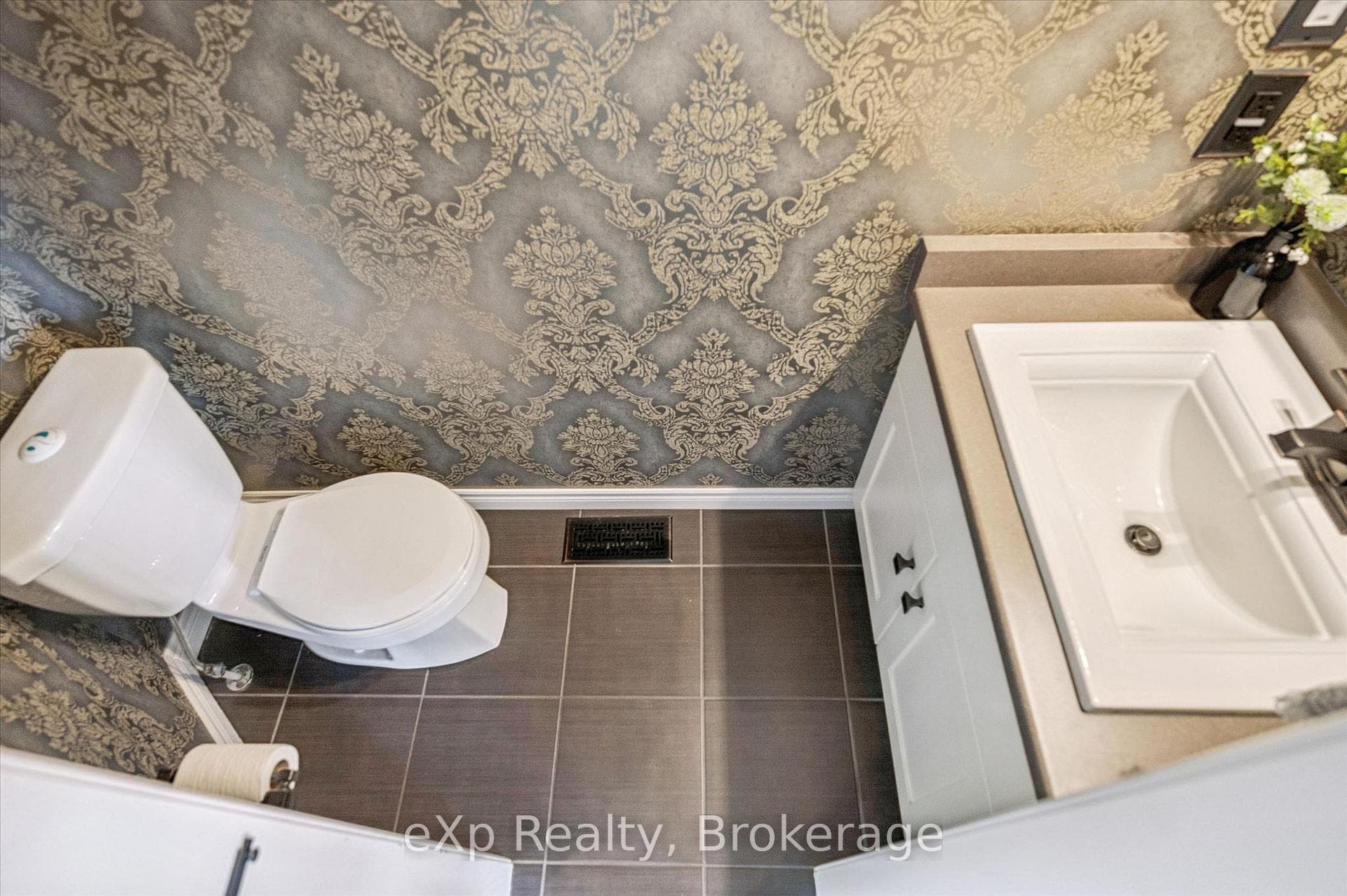 52 Marr Drive photo 15