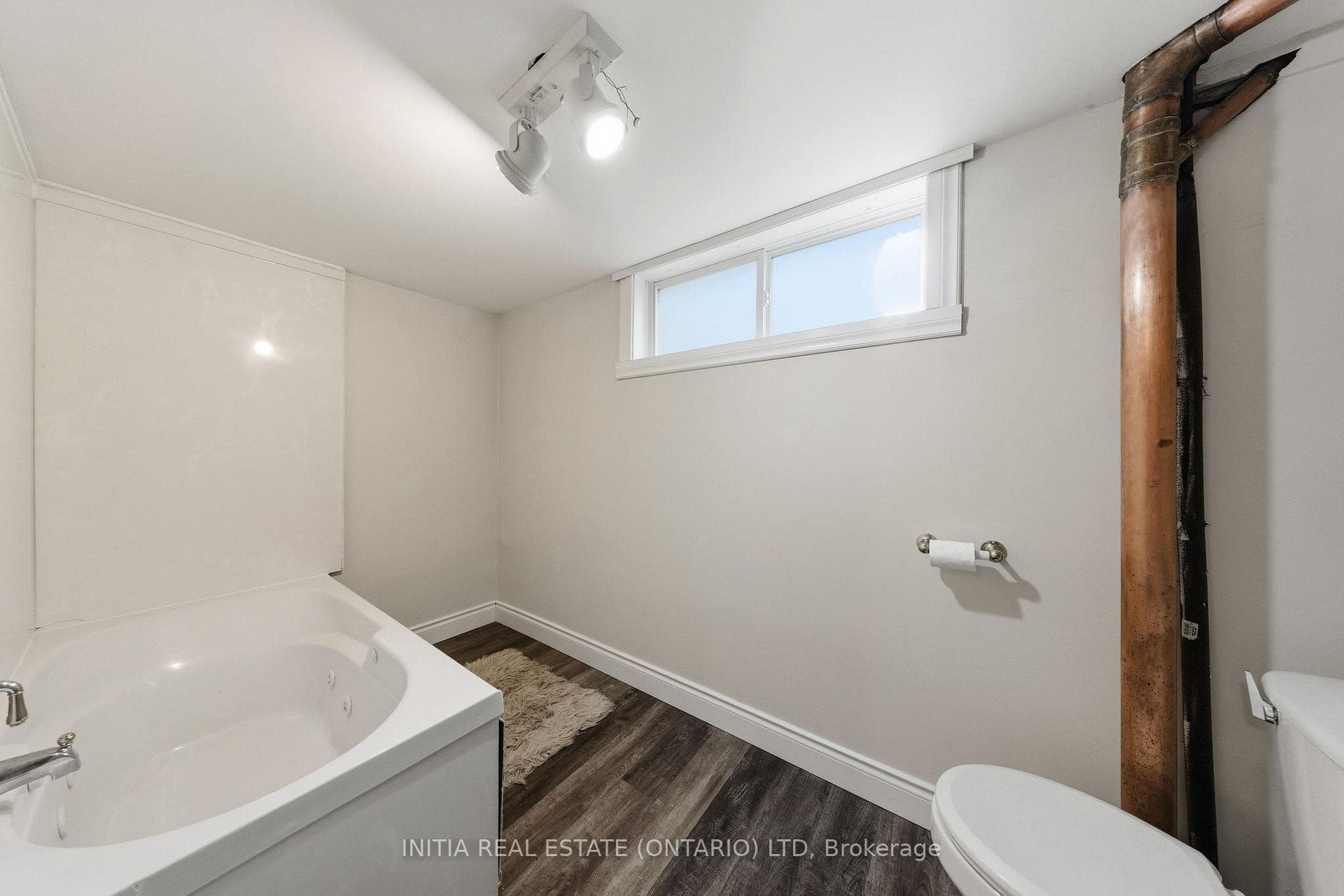 755 Talfourd Street photo 26