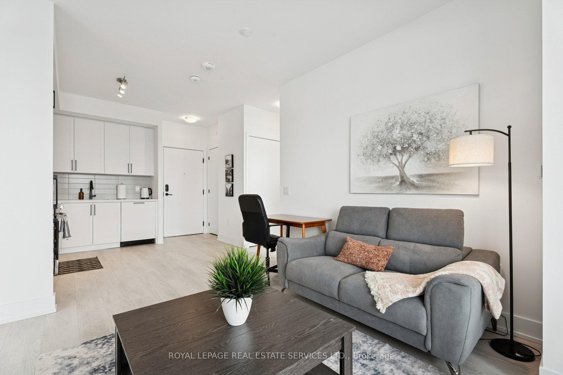 2450 Old Bronte Road Unit 435 photo 14