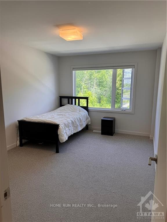 809 BRIAN GOOD Avenue photo 13