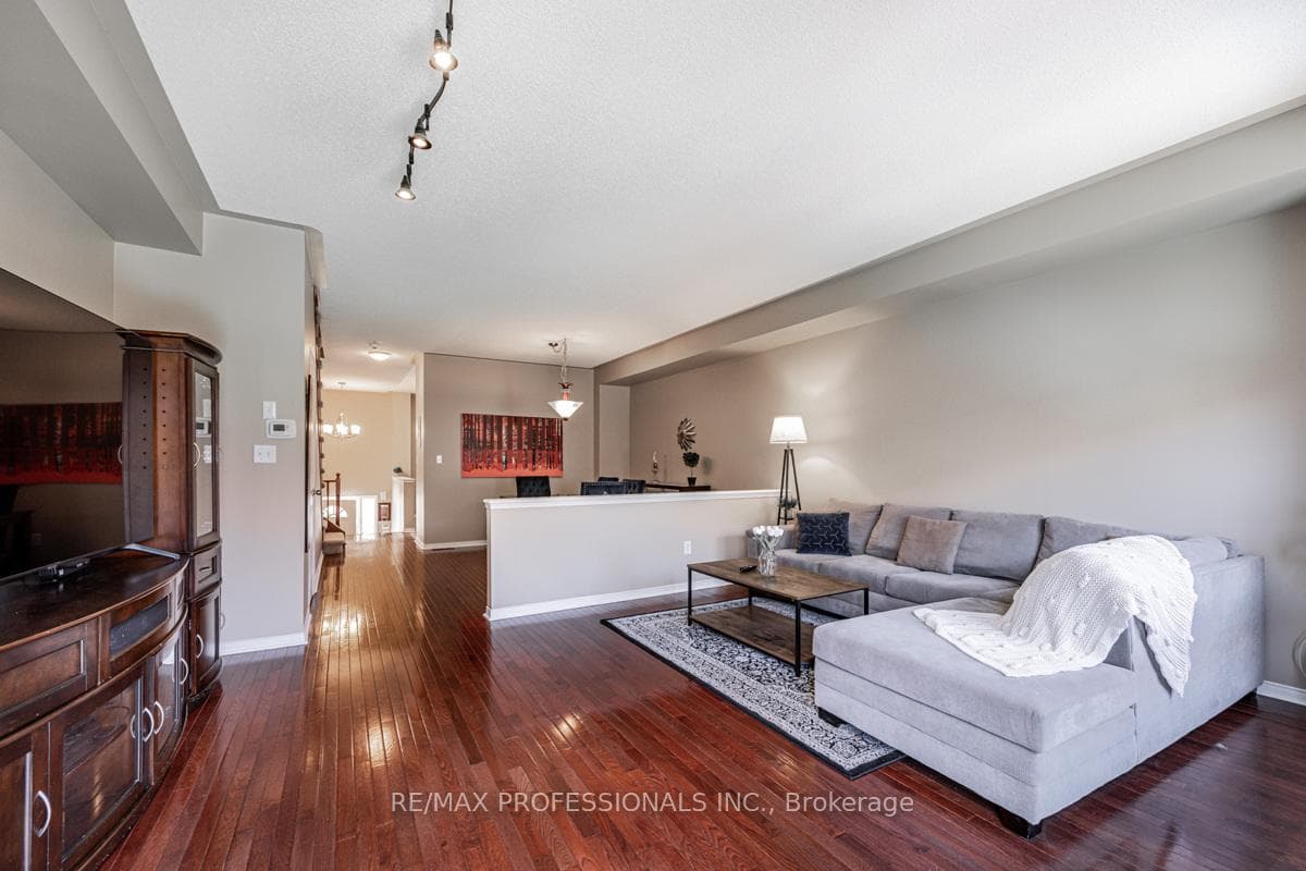 1130 Cawthra Road Unit 58 photo 6