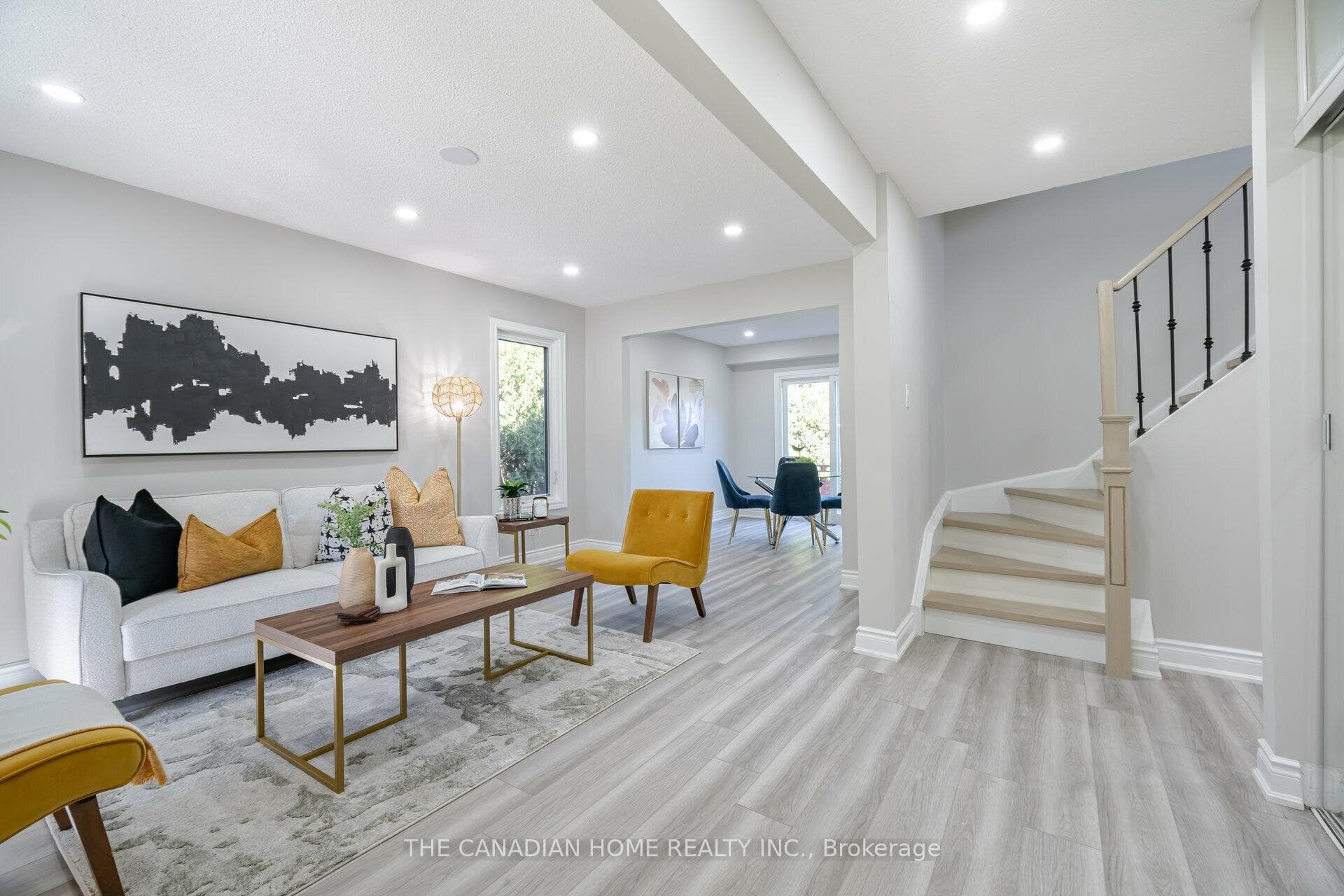 35 GILMOUR Drive photo 5