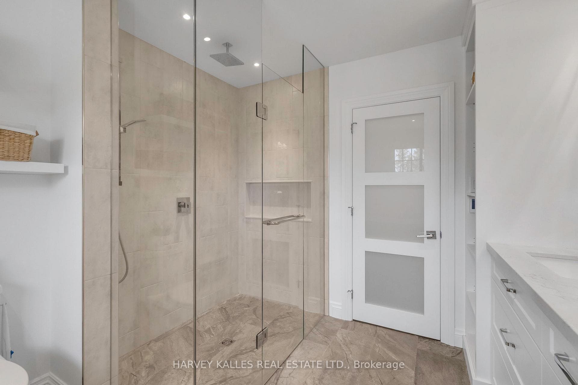 43 Sunnyridge Road photo 18