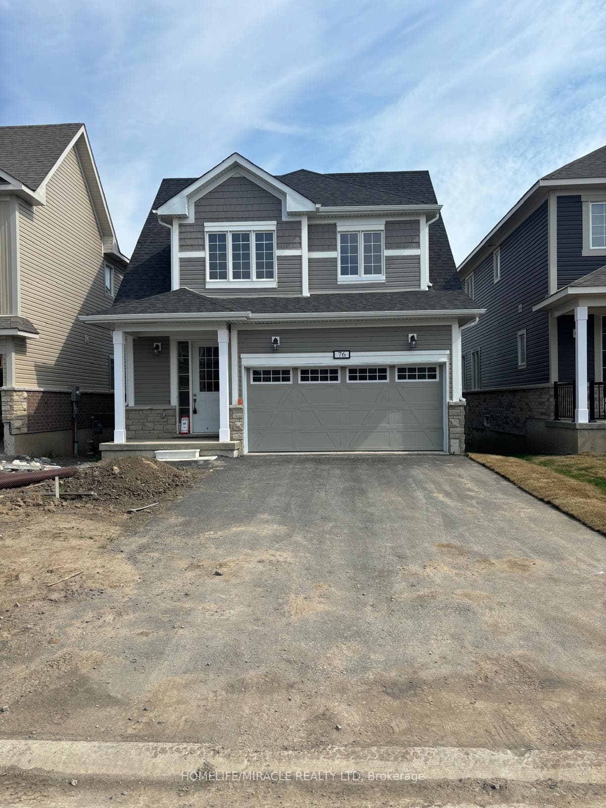 76 Oakmont Drive photo 1