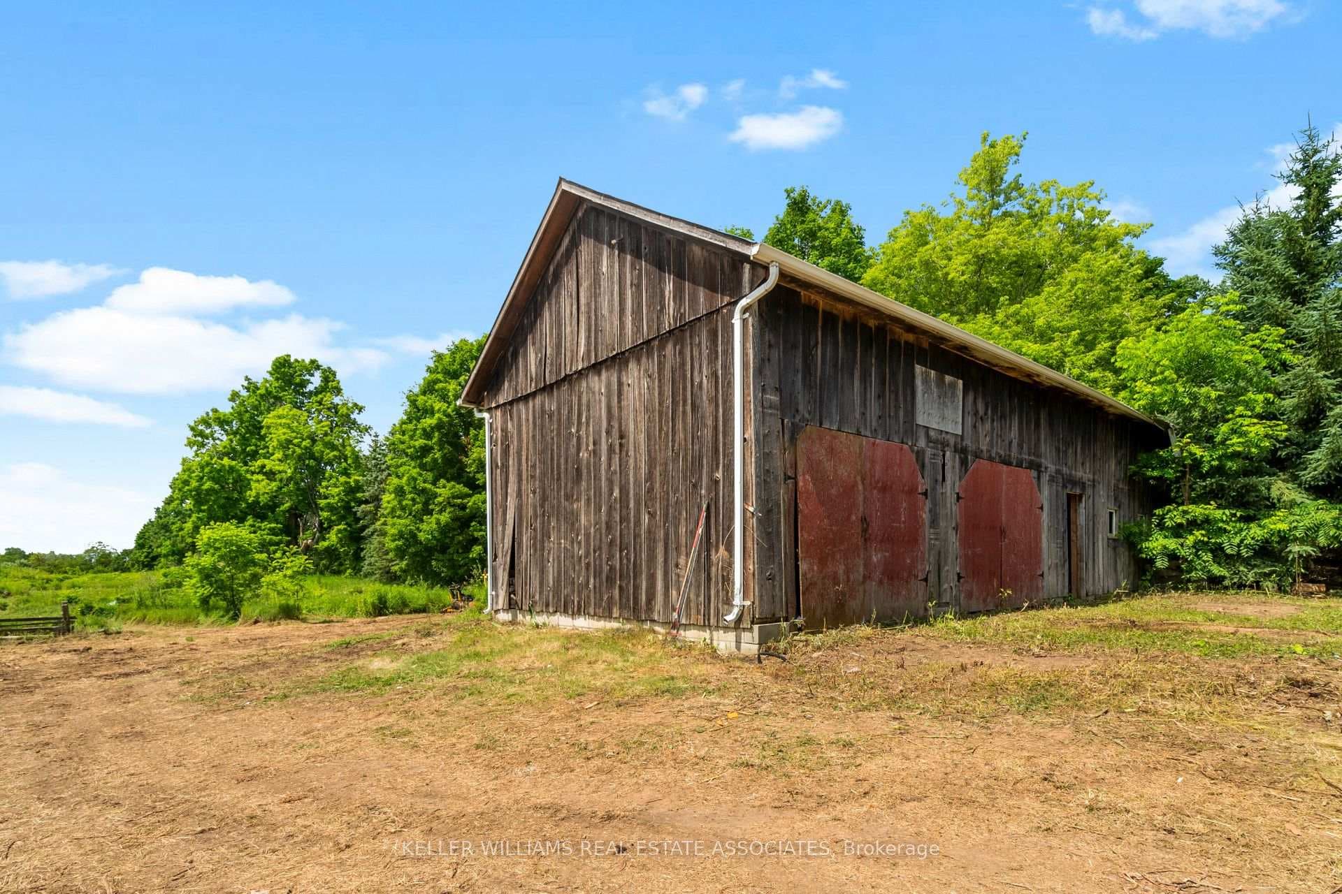 14782 Heart Lake Road photo 10
