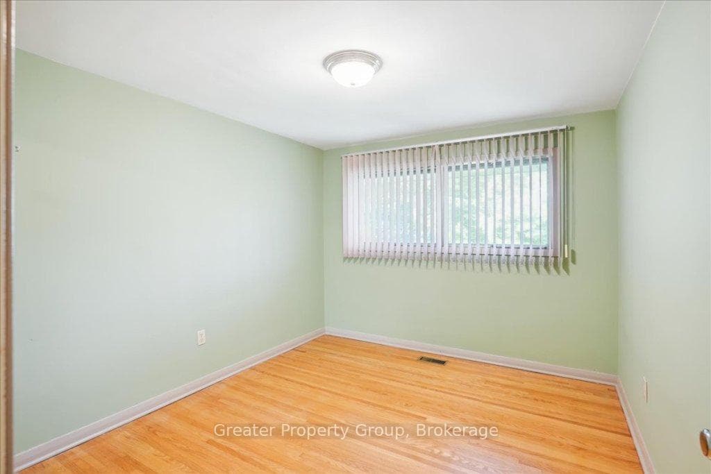 9 Briarsdale Drive photo 18
