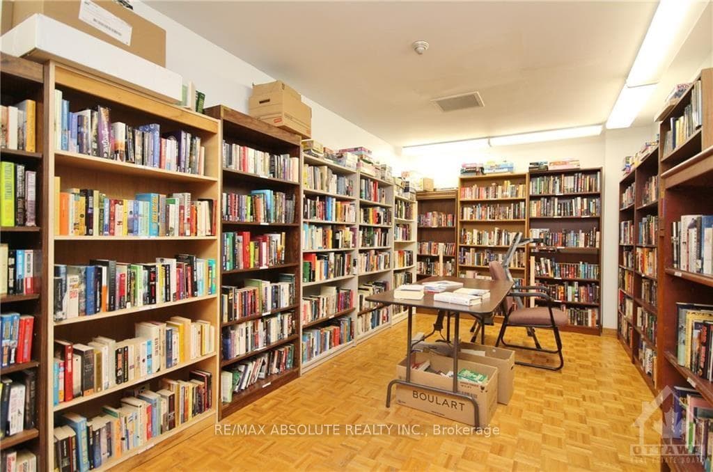 960 TERON Road Unit 704 photo 17