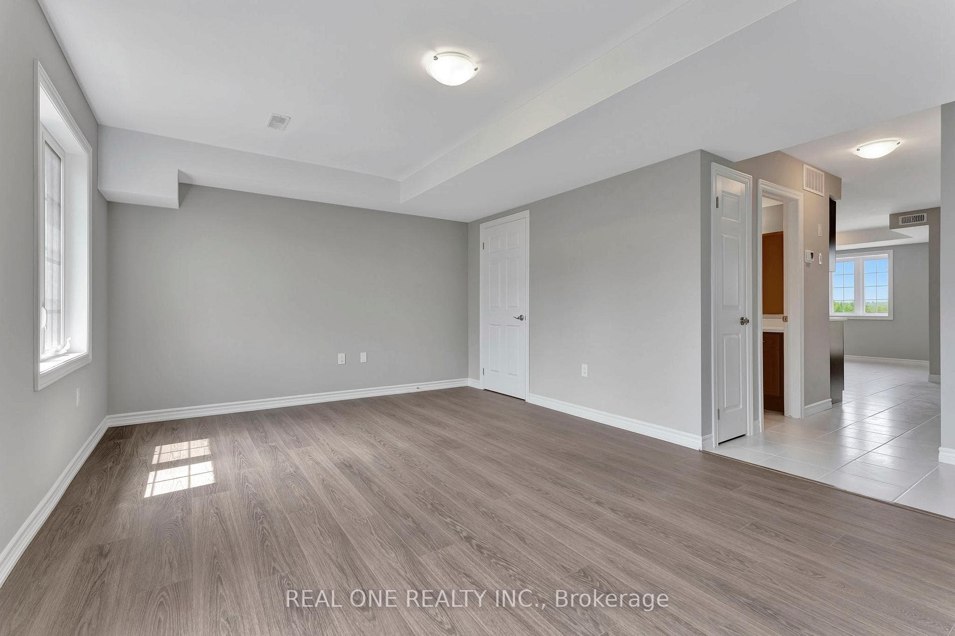 85 Mullin Drive Unit 25B photo 13